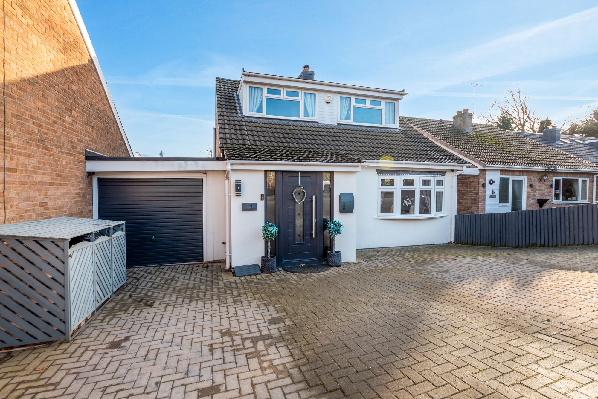 3 bed link detached house for sale in Keepers Close, Pershore, WR10