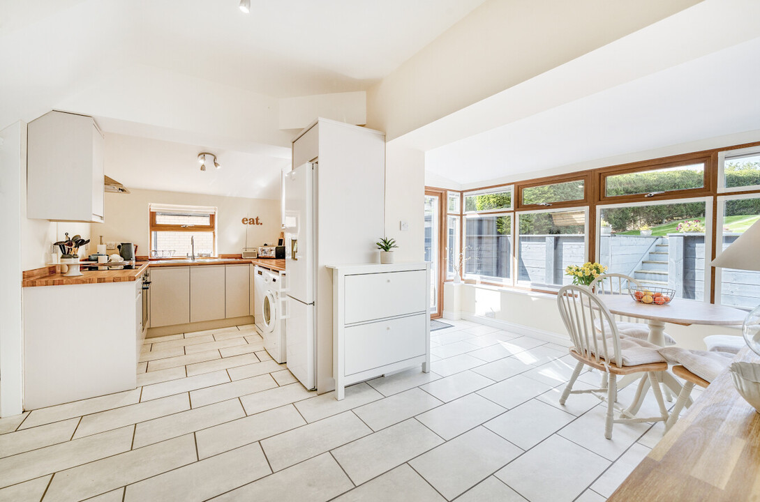 2 bed house for sale in Upton Road, Worcester  - Property Image 5