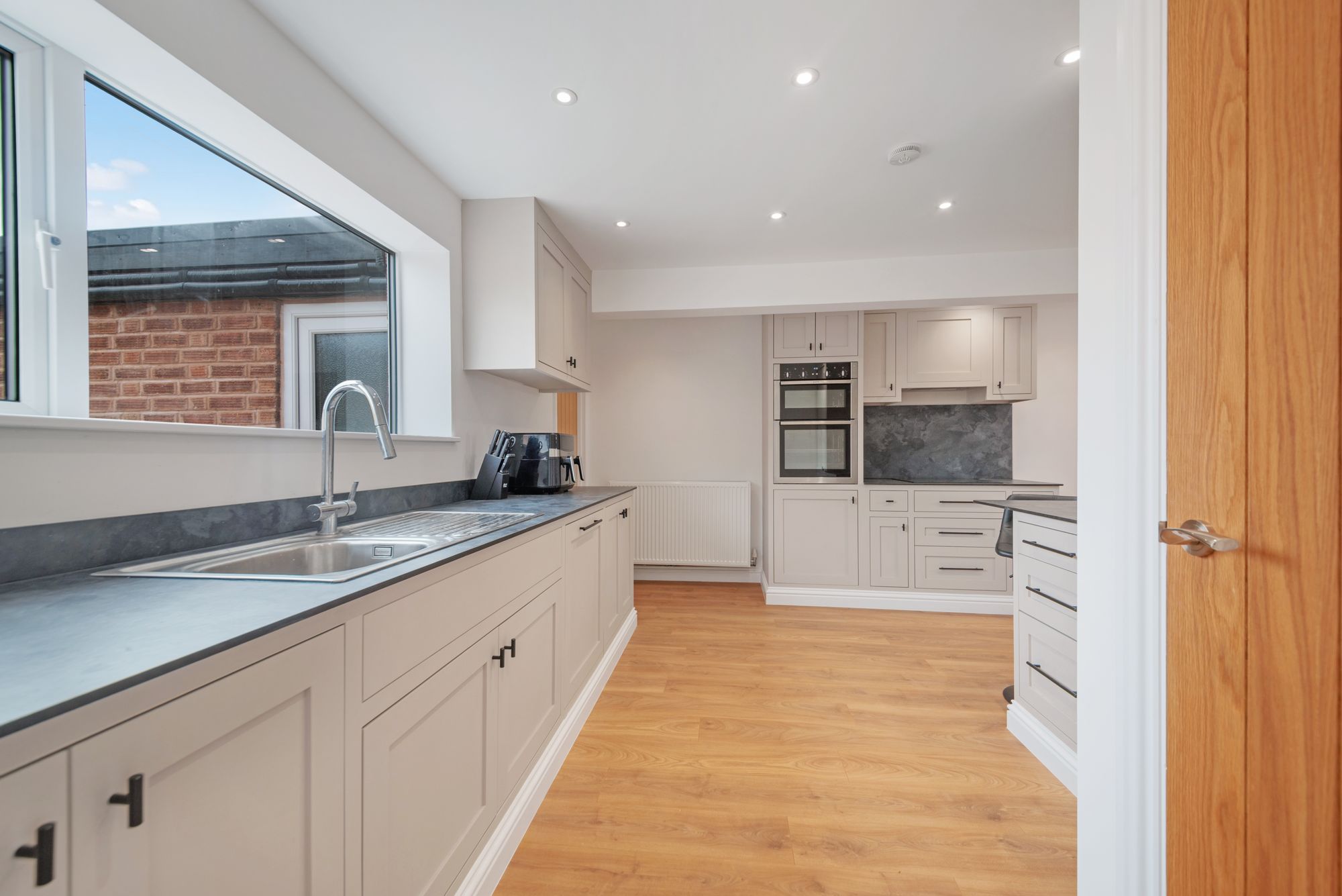 3 bed terraced house for sale in Orchard Grove, Worcester 1