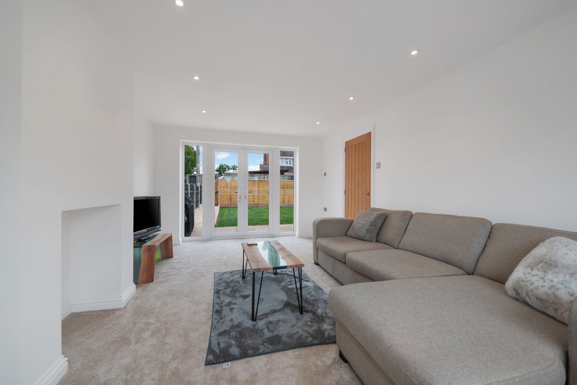 3 bed terraced house for sale in Orchard Grove, Worcester 5