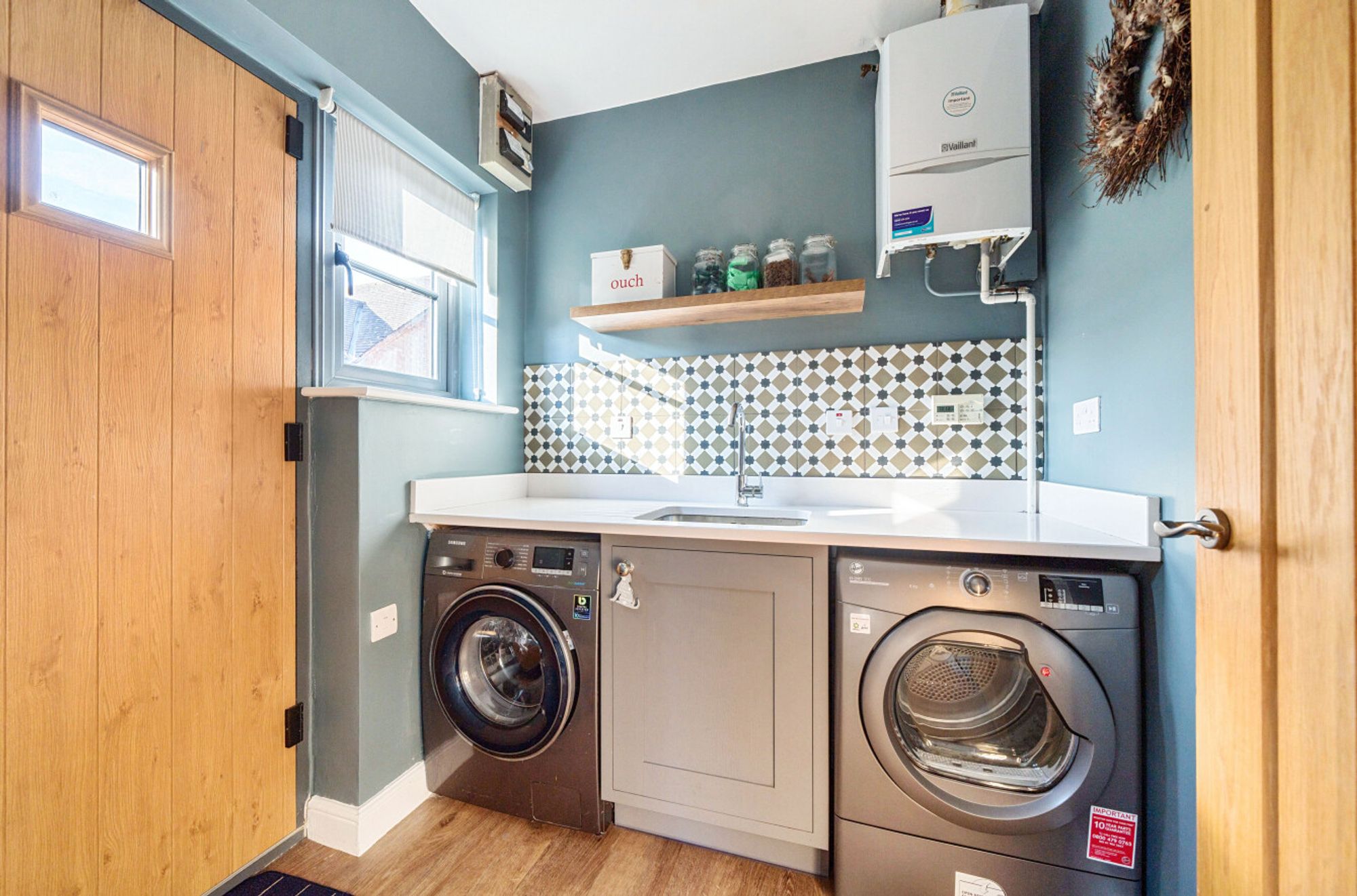 3 bed detached bungalow for sale in Field Barn Lane, Pershore 5