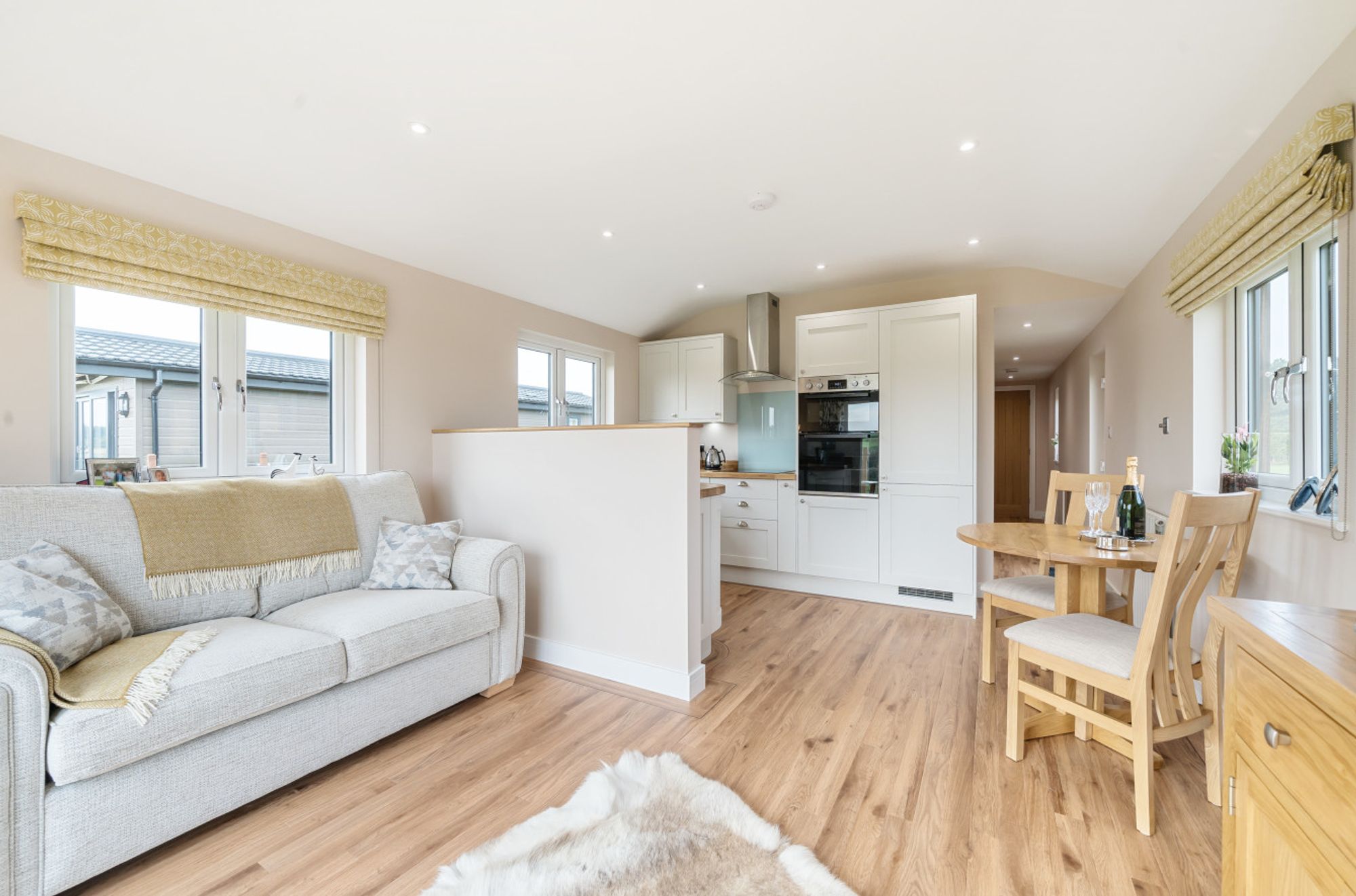 2 bed lodge for sale in Bowbrook Lodges, Pershore 4