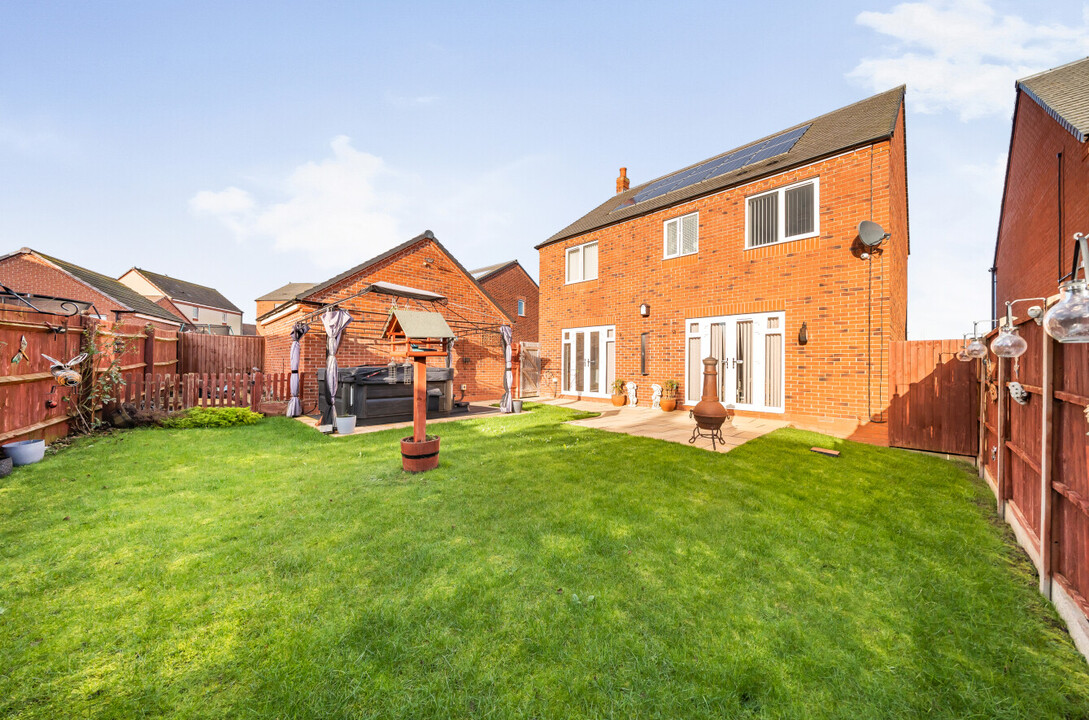 4 bed detached house for sale in Furrow Close, Worcester  - Property Image 18