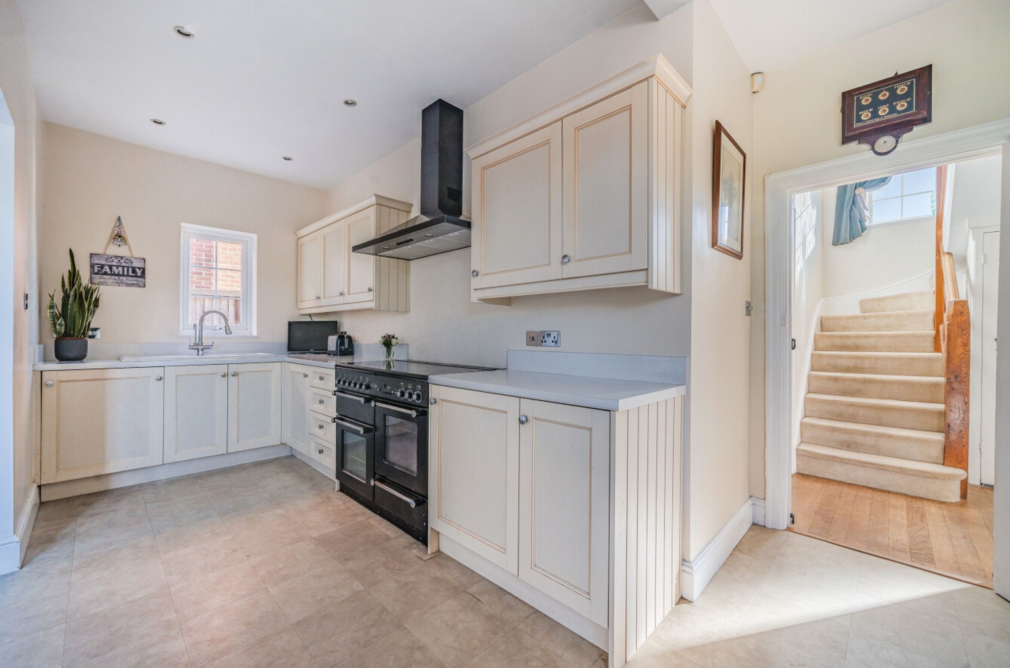 4 bed detached house for sale in Station Road, Pershore  - Property Image 3