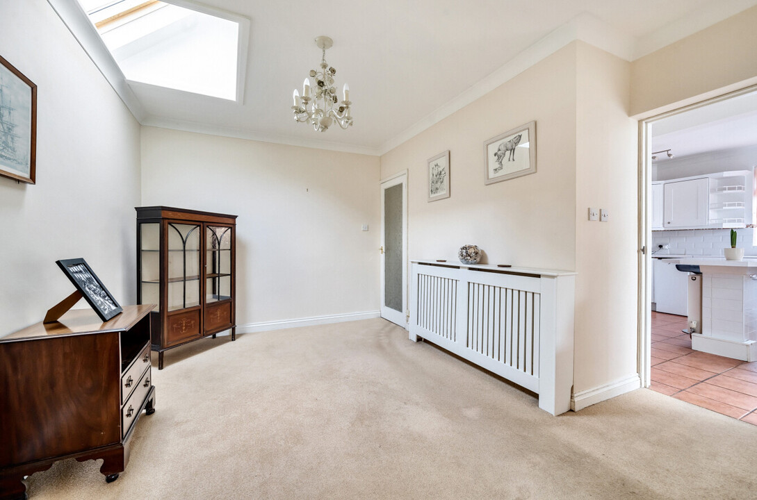 4 bed detached bungalow for sale in Station Road, Evesham  - Property Image 7