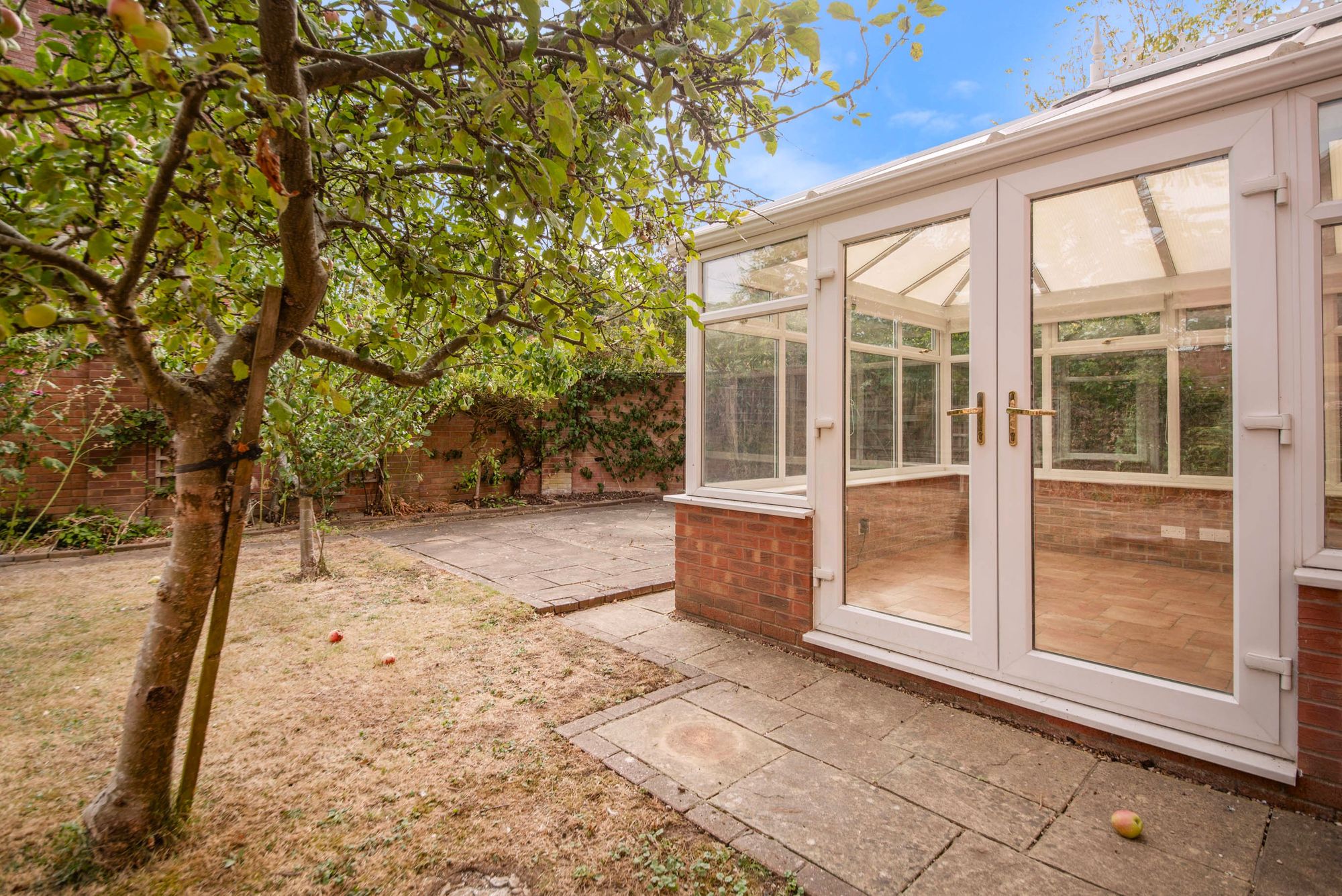 4 bed detached house for sale in Little Penny Rope, Pershore 18