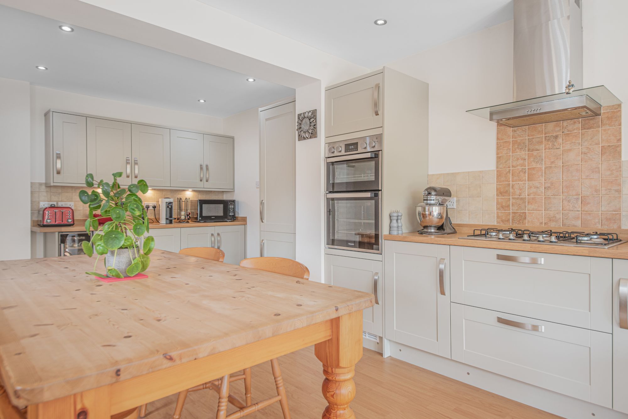 2 bed detached bungalow for sale in Orchard Drive, Pershore  - Property Image 5