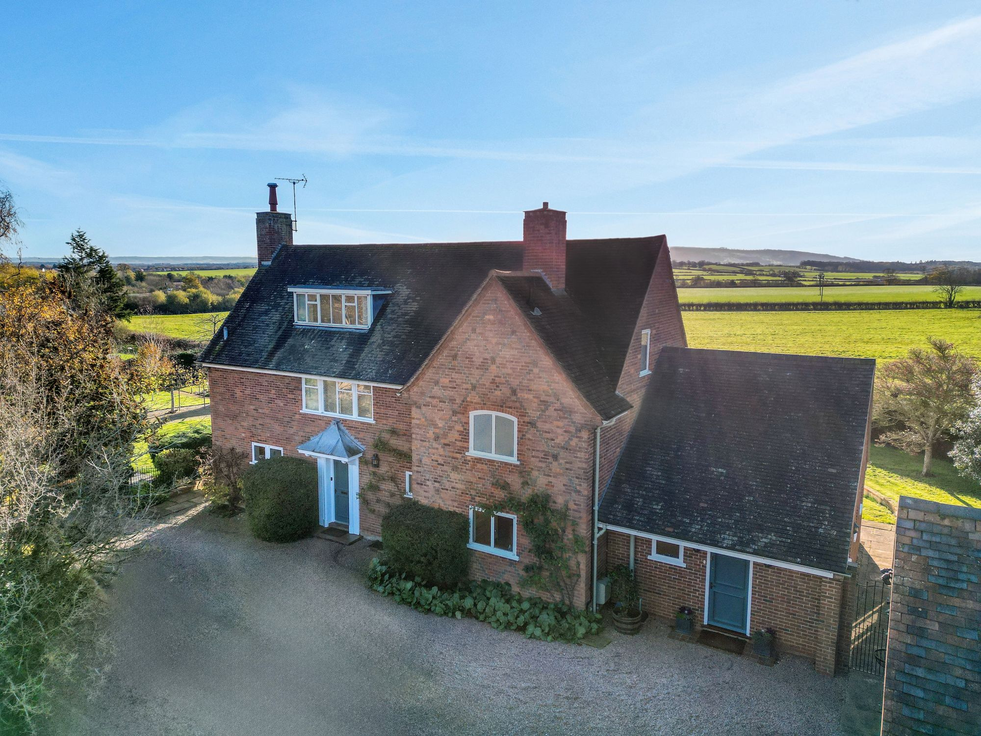 4 bed detached house for sale in Brickyard Lane, Pershore  - Property Image 1