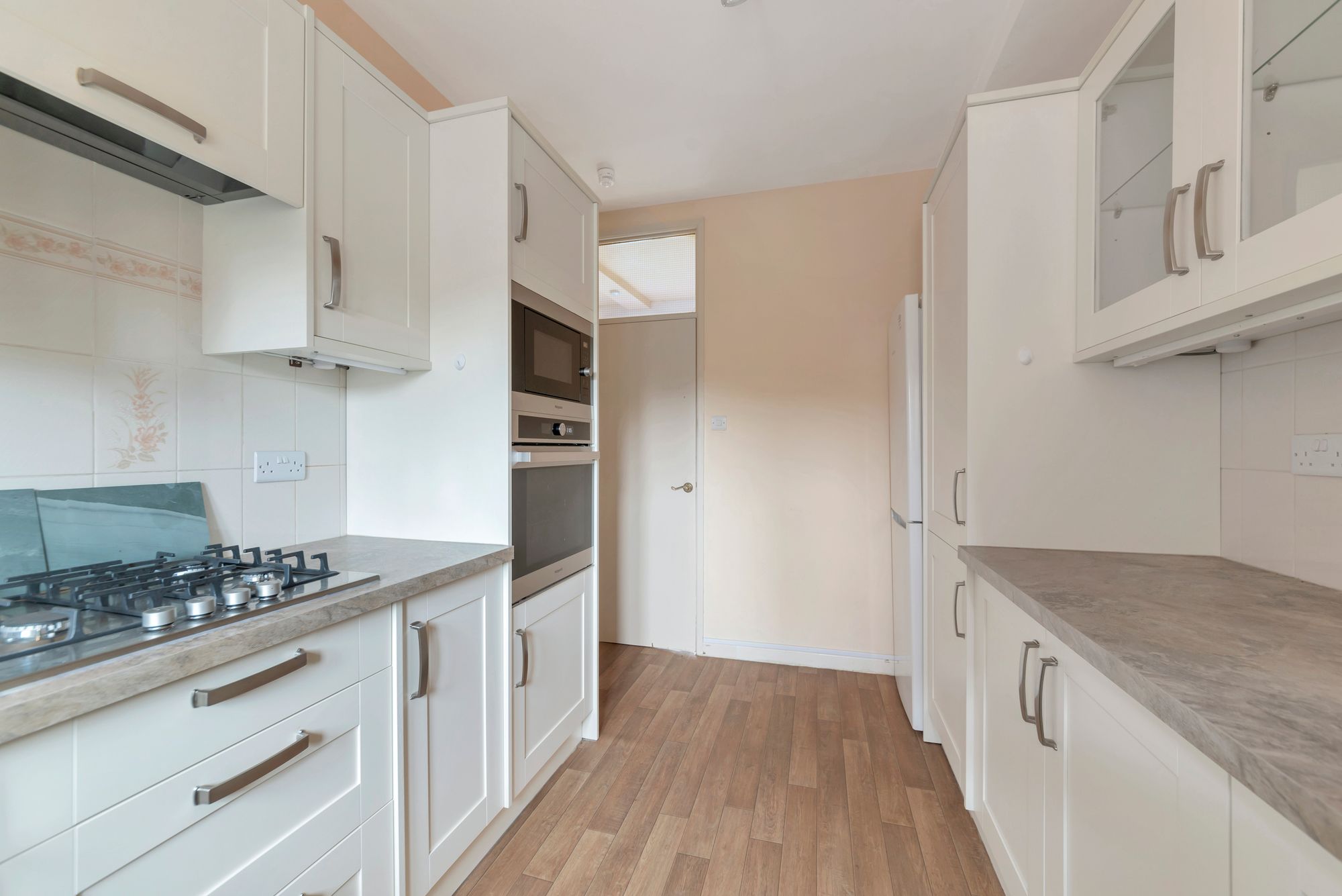 2 bed flat for sale in Bridge Street, Pershore 3