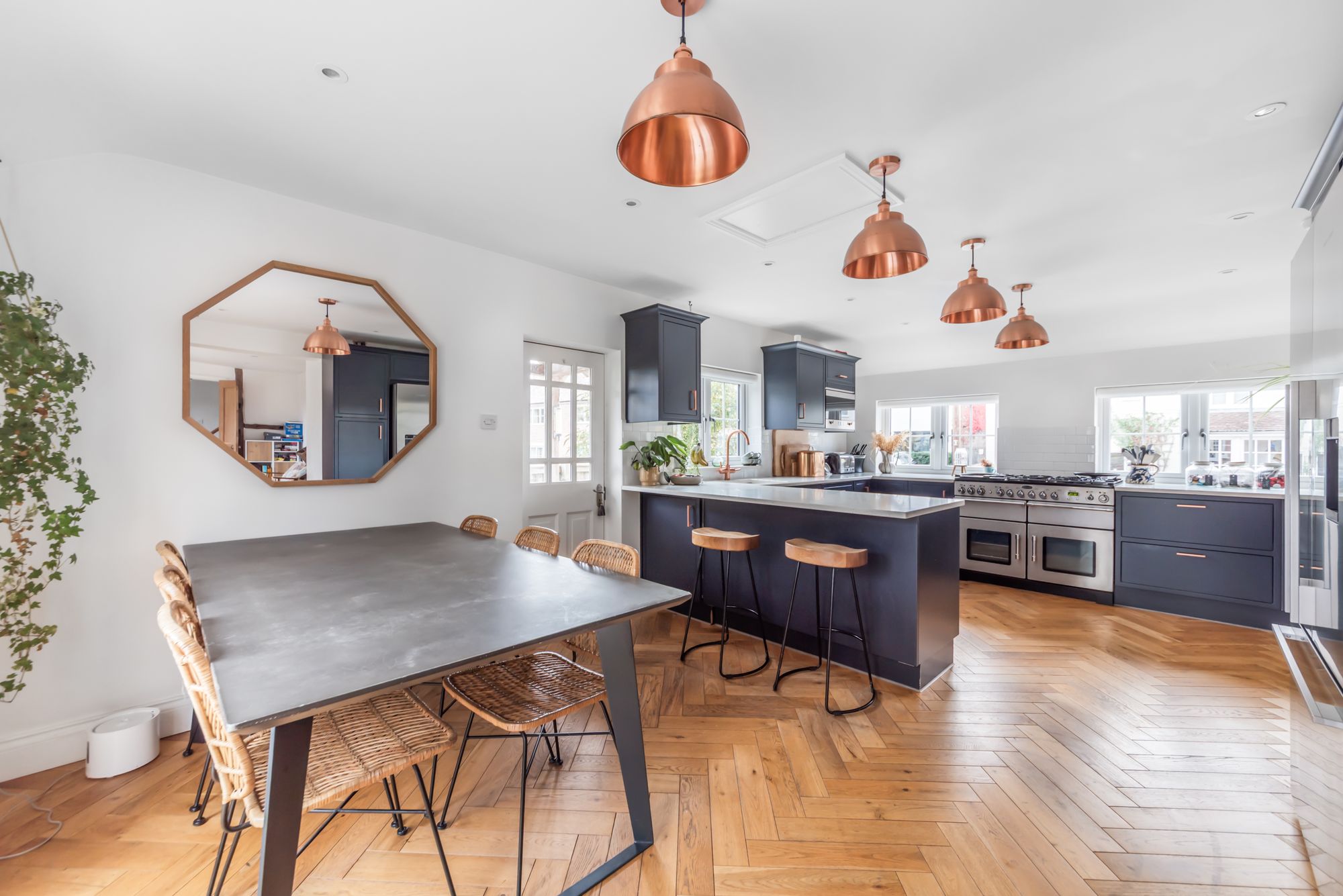 5 bed end of terrace house for sale in Boon Street, Pershore  - Property Image 5