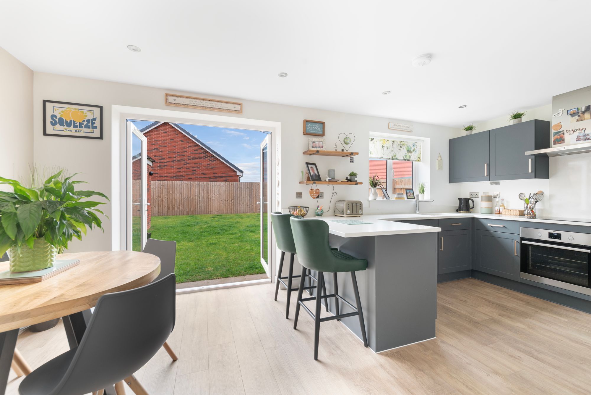 3 bed detached house for sale in Jubileum Crescent, Pershore 3