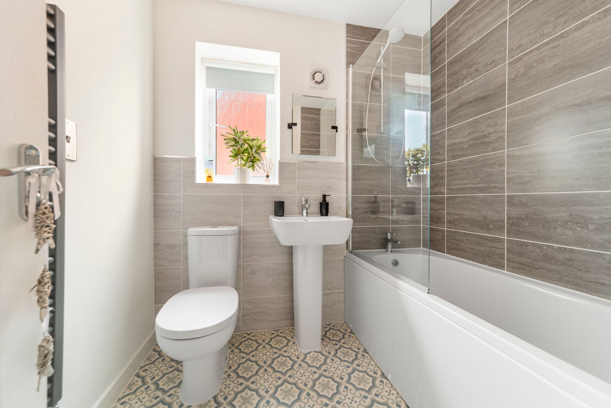 3 bed detached house for sale in Jubileum Crescent, Pershore 15