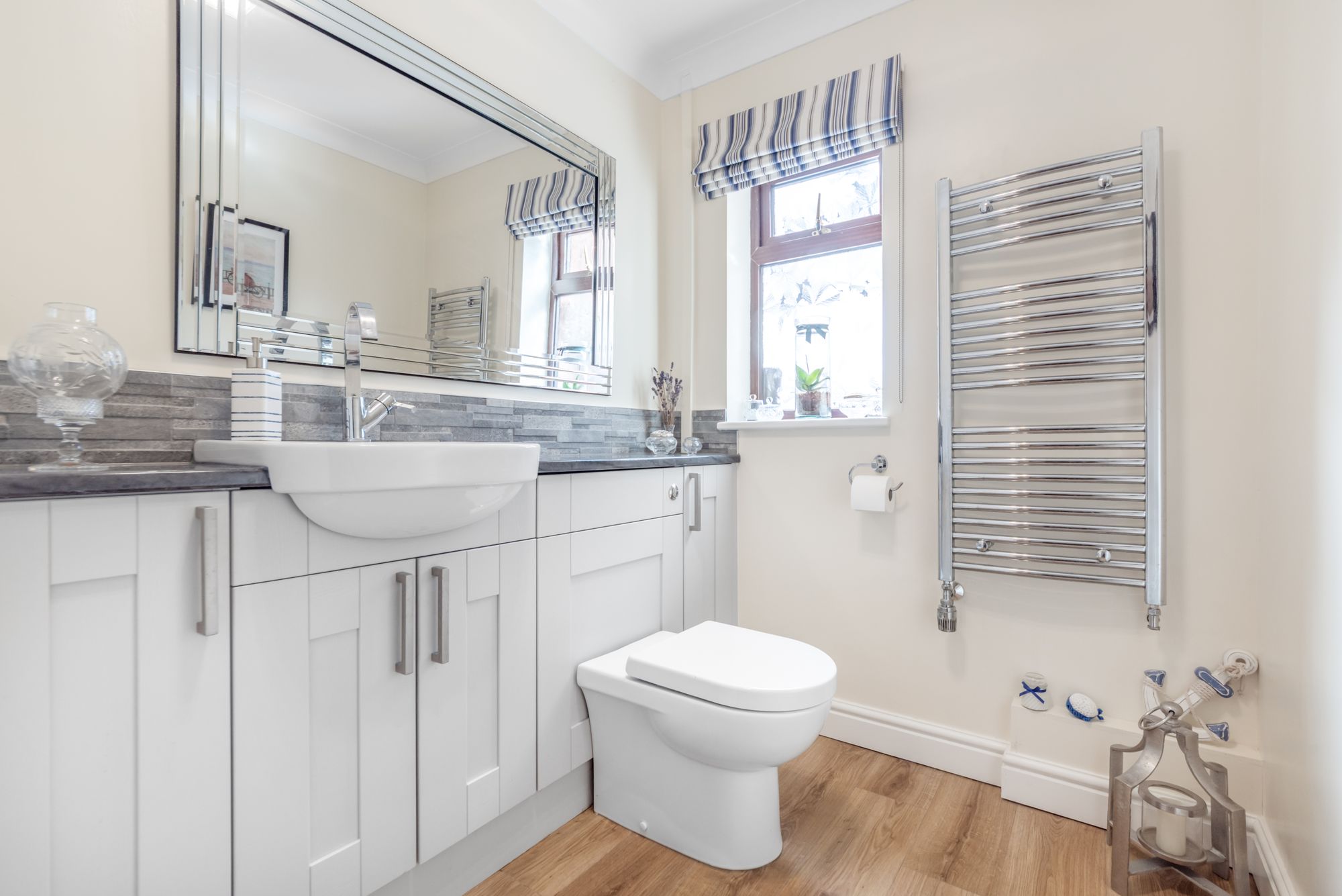 4 bed detached house for sale in Owletts End, Pershore 11