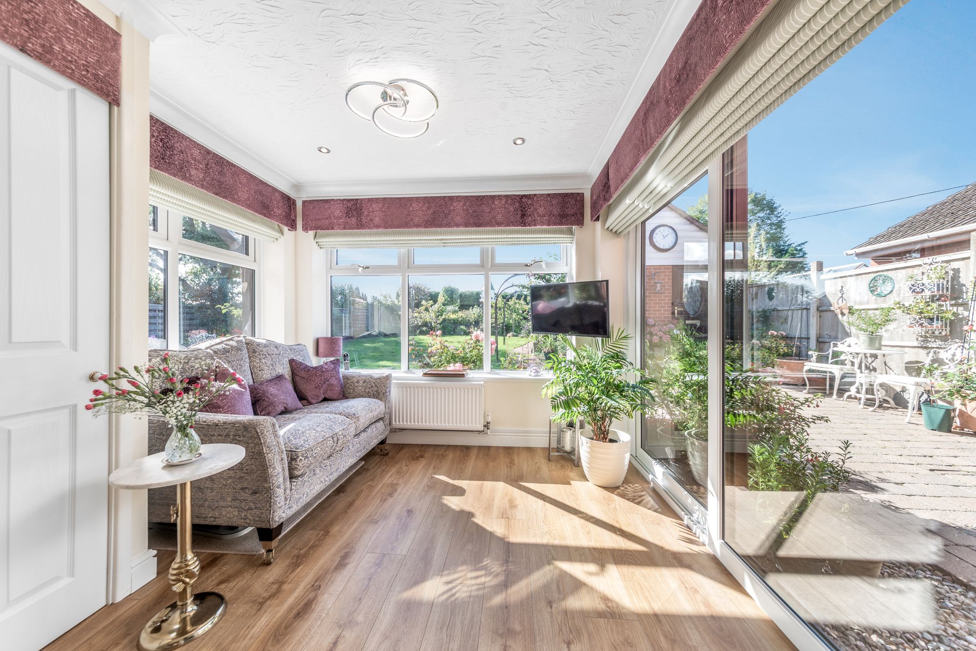 4 bed detached house for sale in Owletts End, Pershore 9