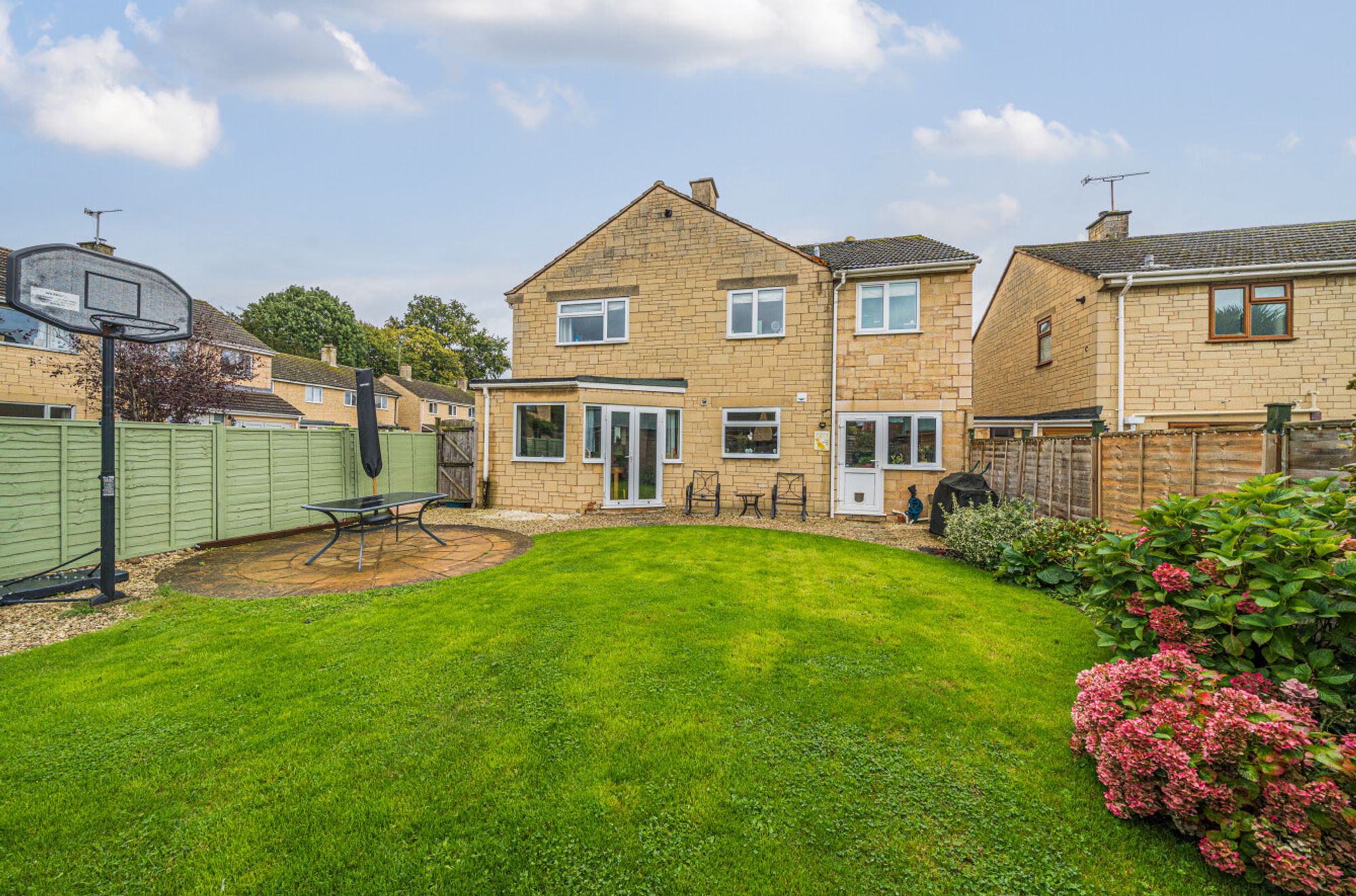 4 bed detached house for sale in Oak Gardens, Tewkesbury  - Property Image 19