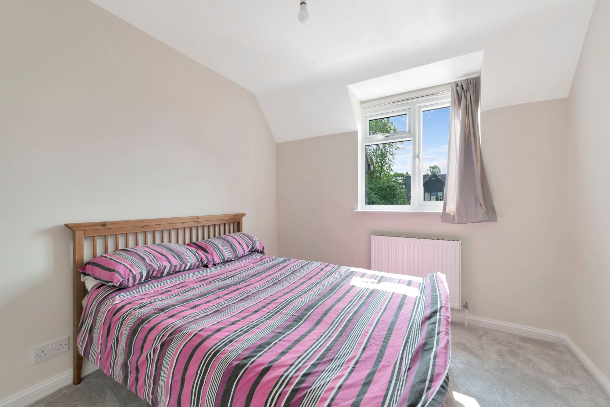 3 bed semi-detached house for sale in Stonebow Road, Pershore 12