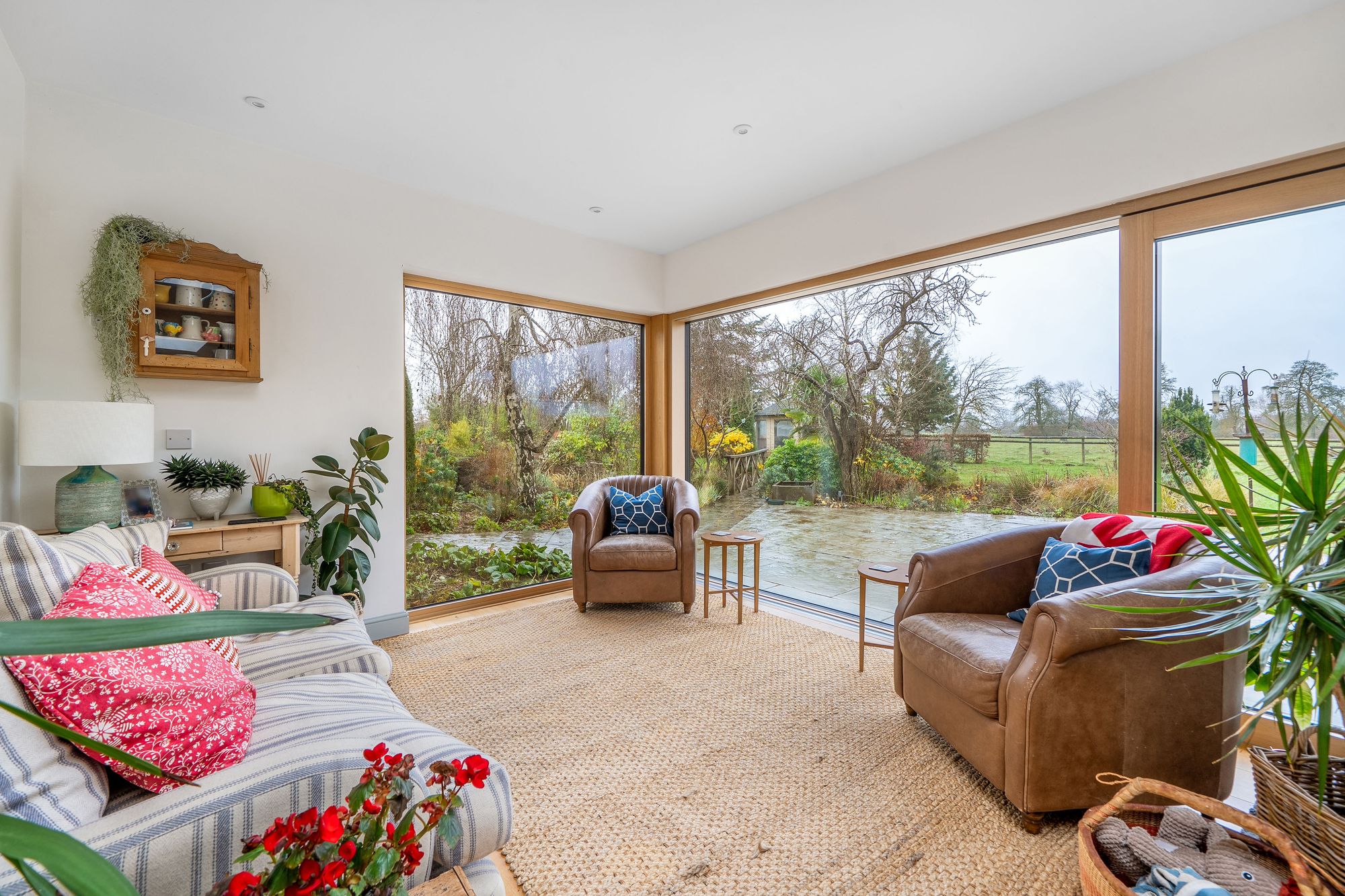 5 bed detached house for sale in Naunton Beauchamp, Pershore  - Property Image 9