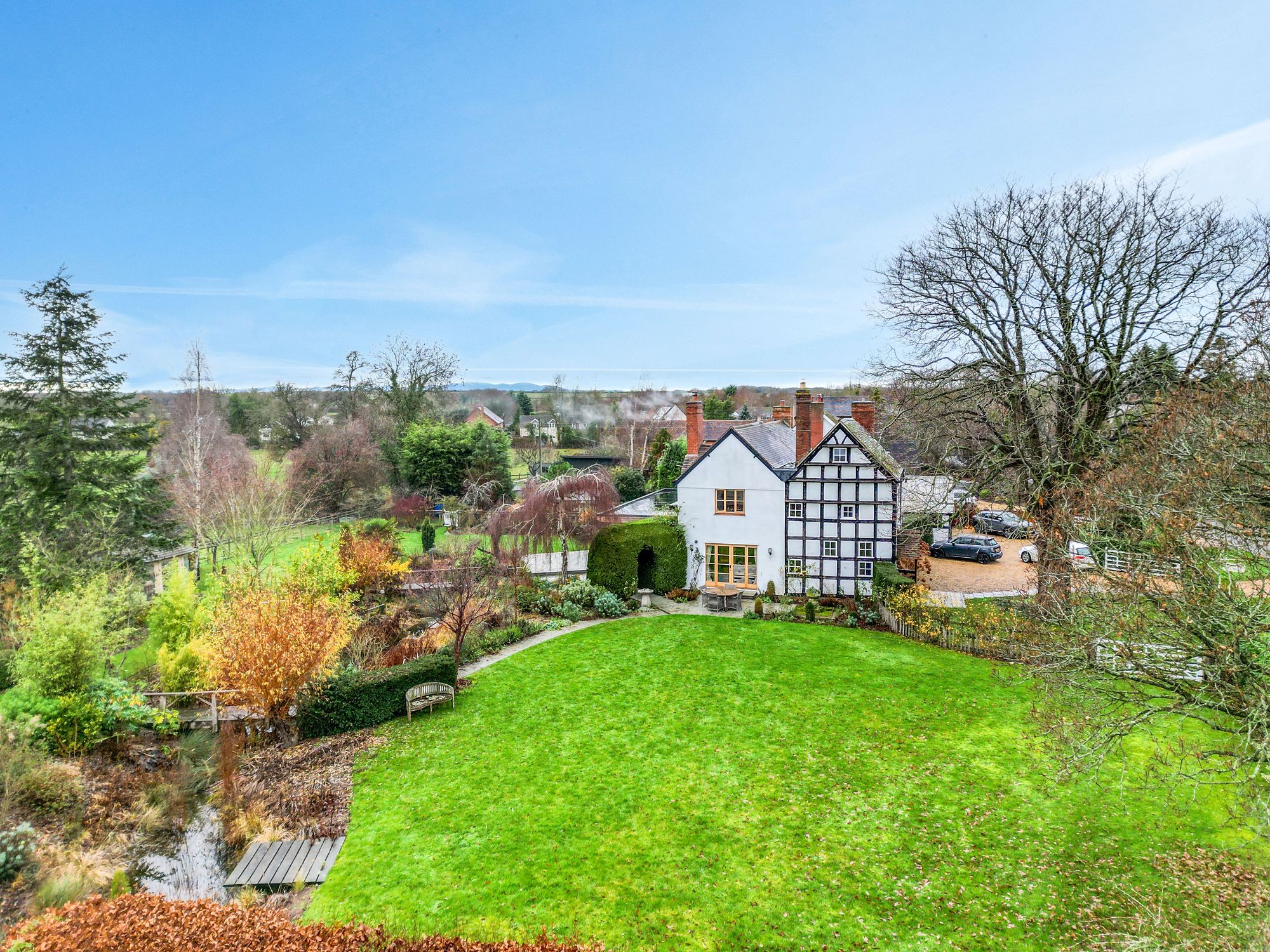 5 bed detached house for sale in Naunton Beauchamp, Pershore  - Property Image 1