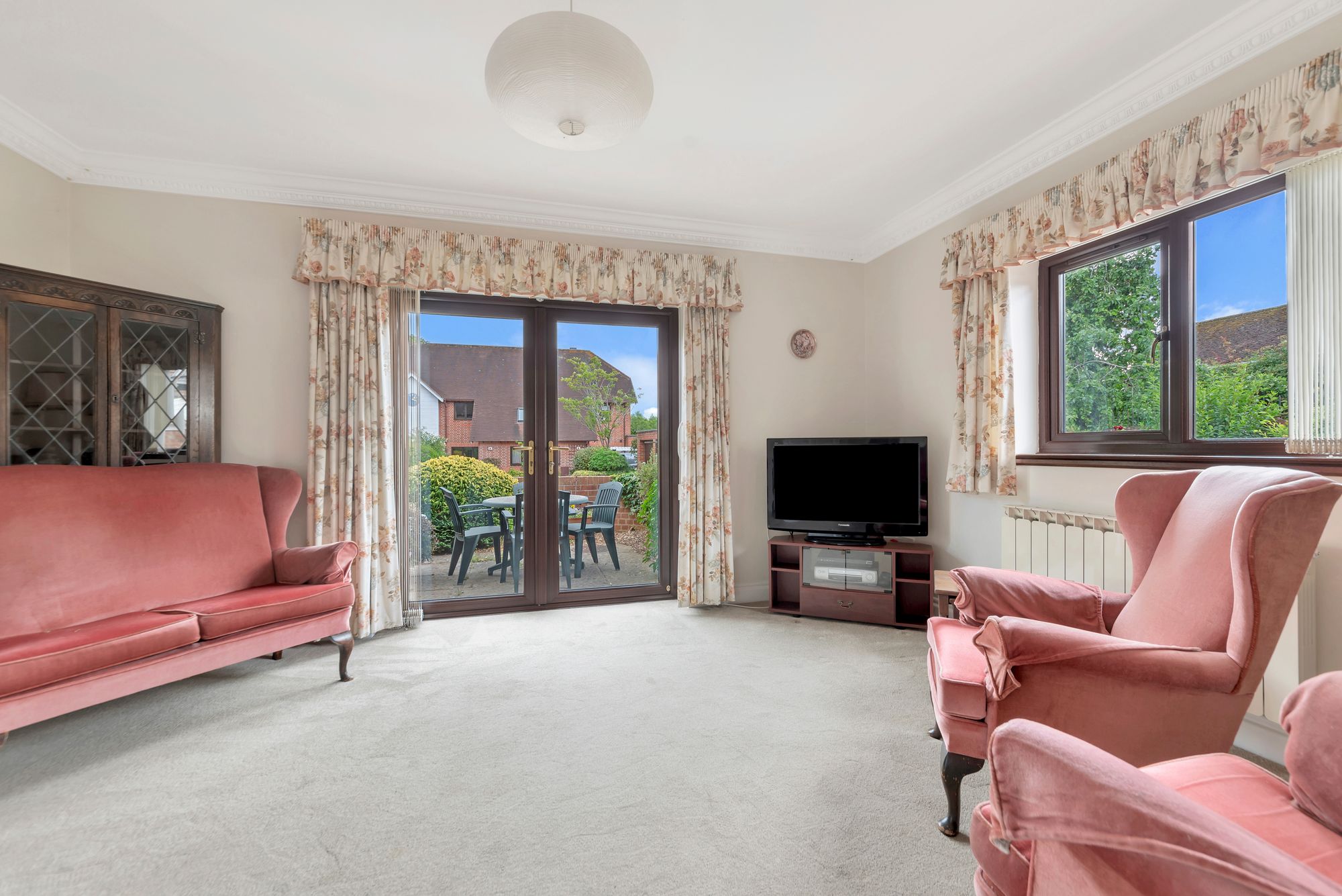 1 bed semi-detached bungalow for sale in Weir Gardens, Pershore  - Property Image 3