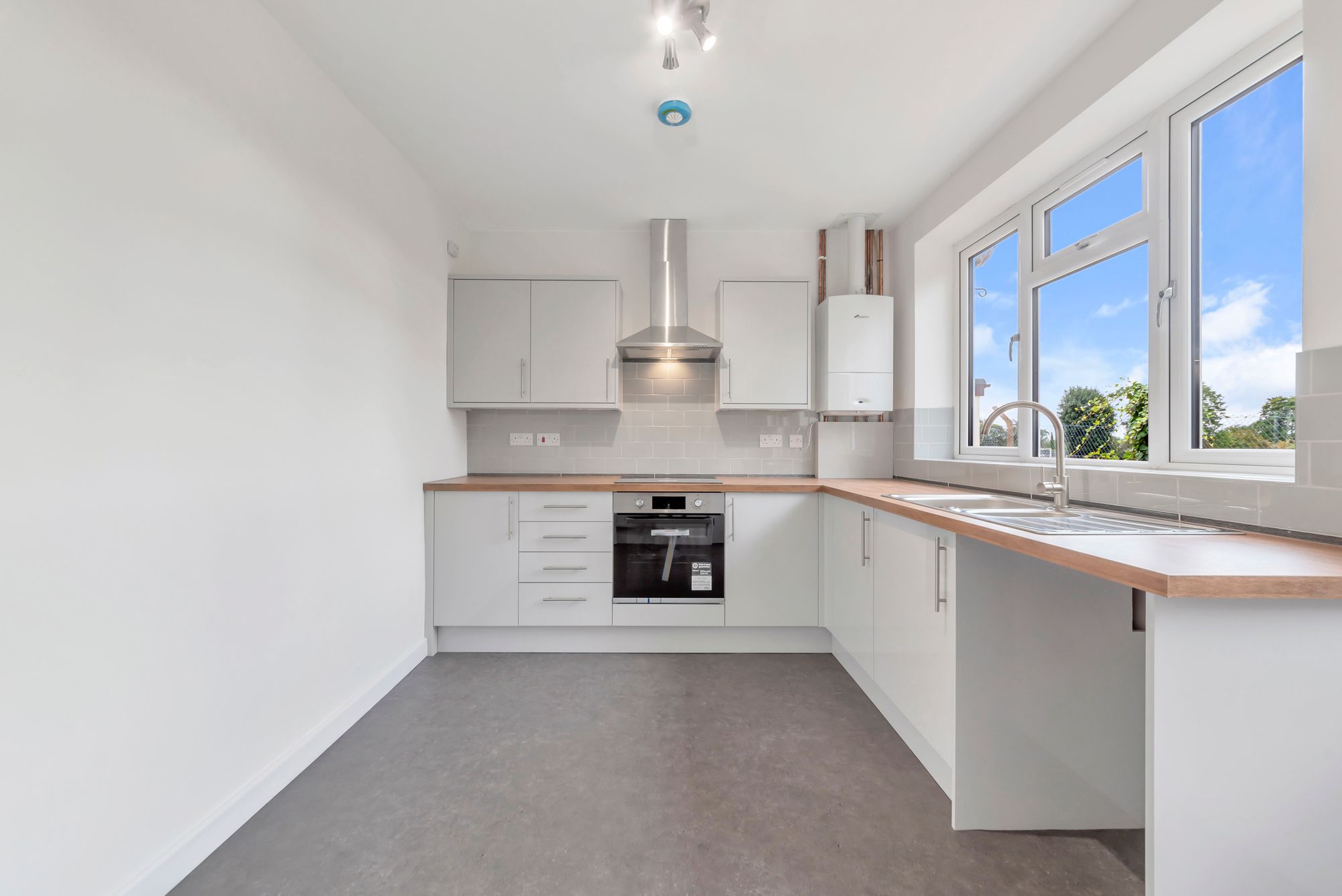 4 bed detached bungalow for sale in Woodbury Road North, Stourport-On-Severn  - Property Image 5