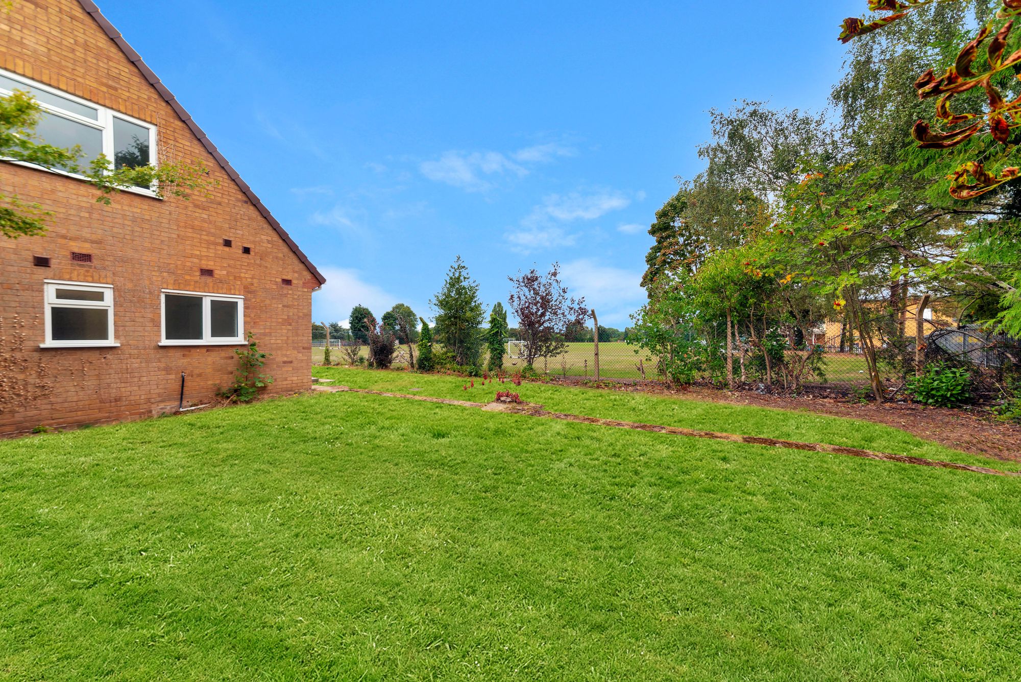 4 bed detached bungalow for sale in Woodbury Road North, Stourport-On-Severn  - Property Image 3