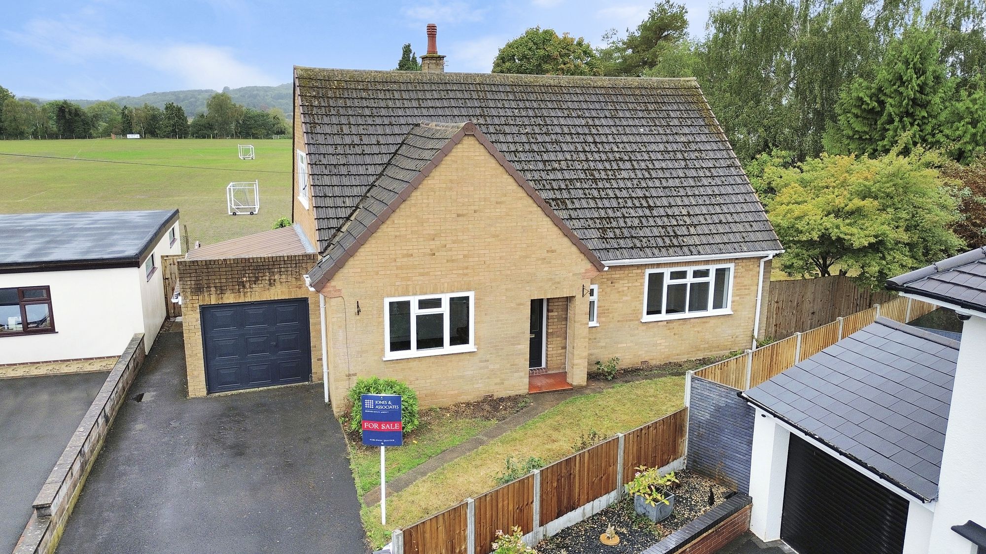 4 bed detached bungalow for sale in Woodbury Road North, Stourport-On-Severn, DY13