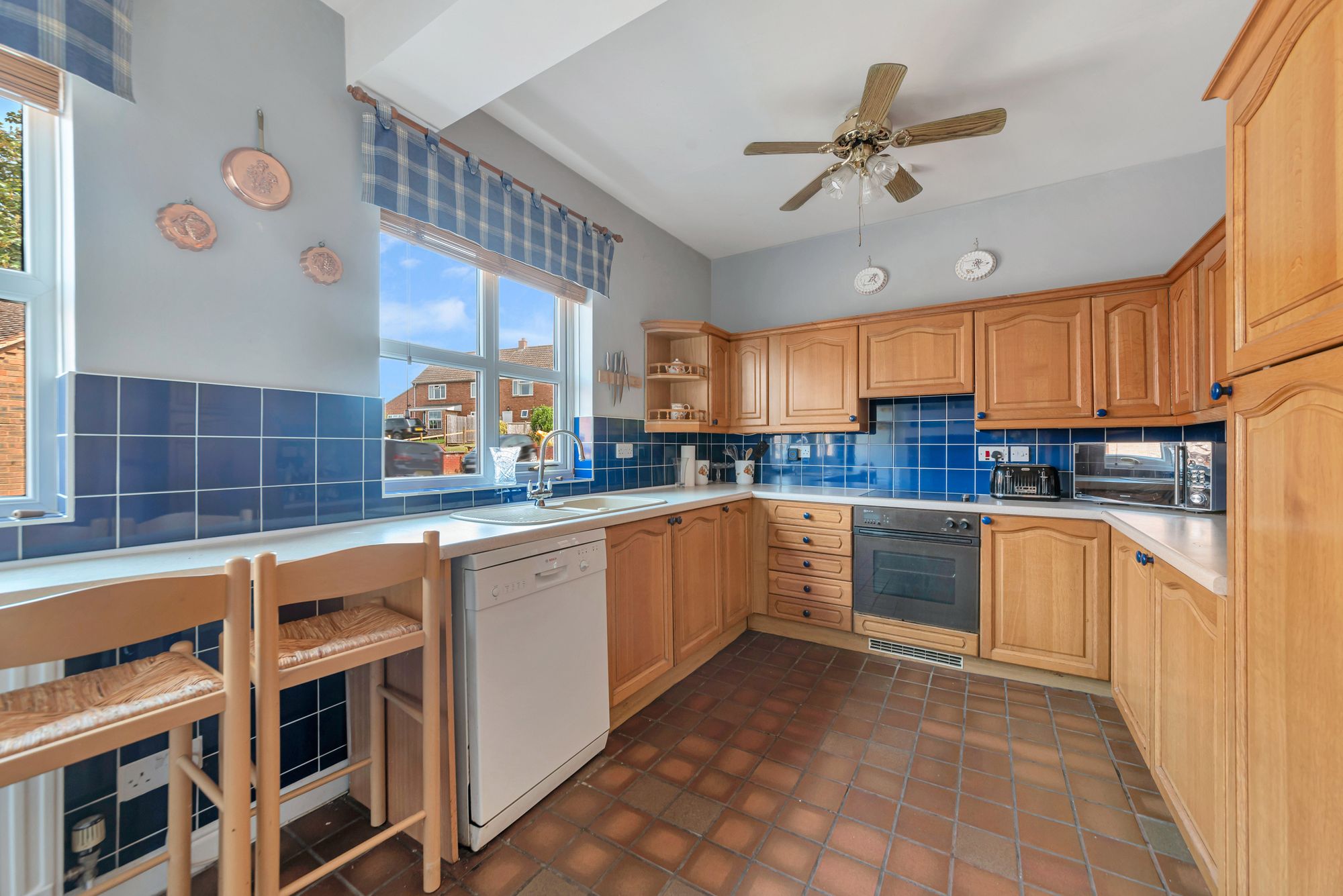 4 bed semi-detached house for sale in Top Street, Pershore 3