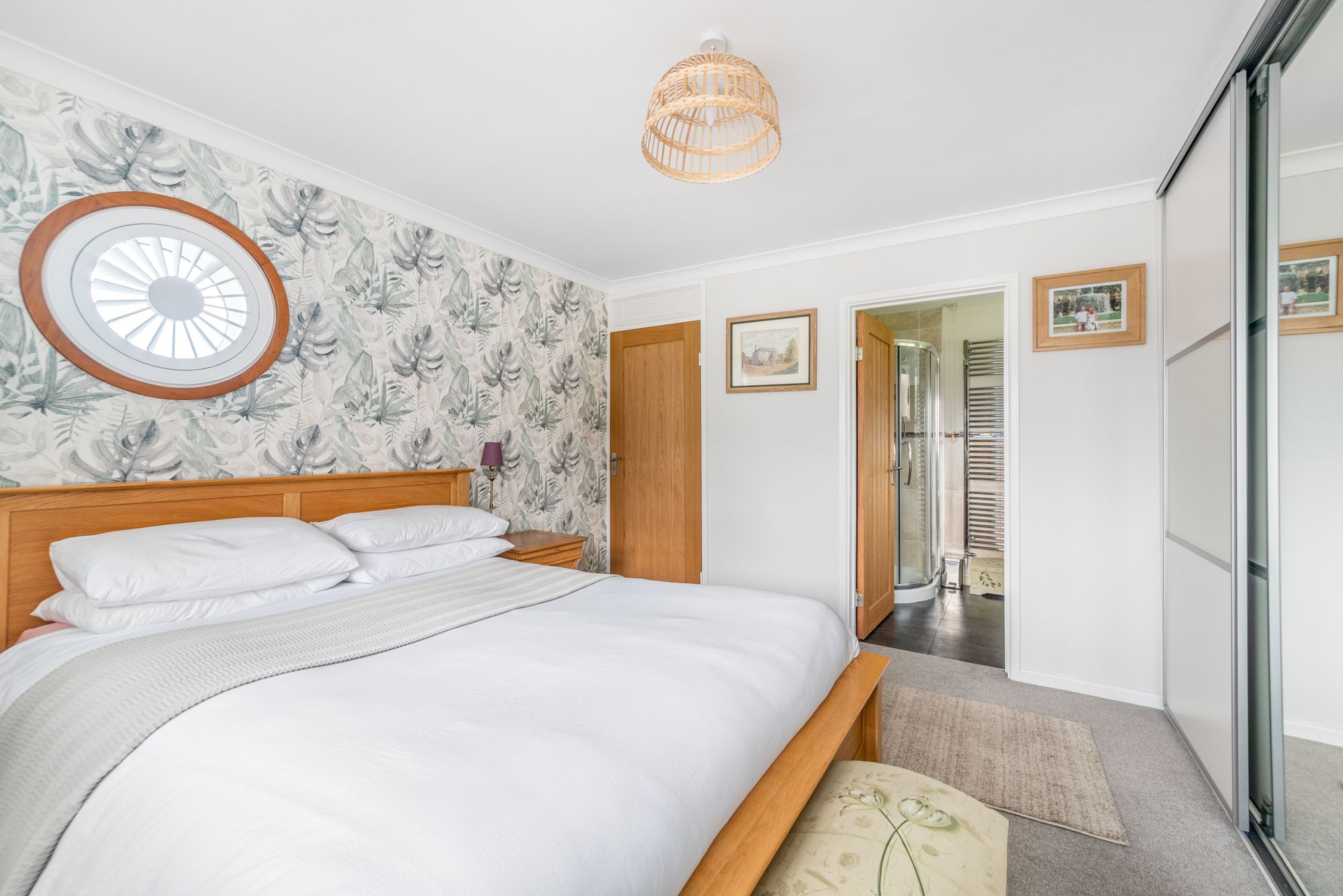 3 bed detached bungalow for sale in Great Comberton, Pershore 16