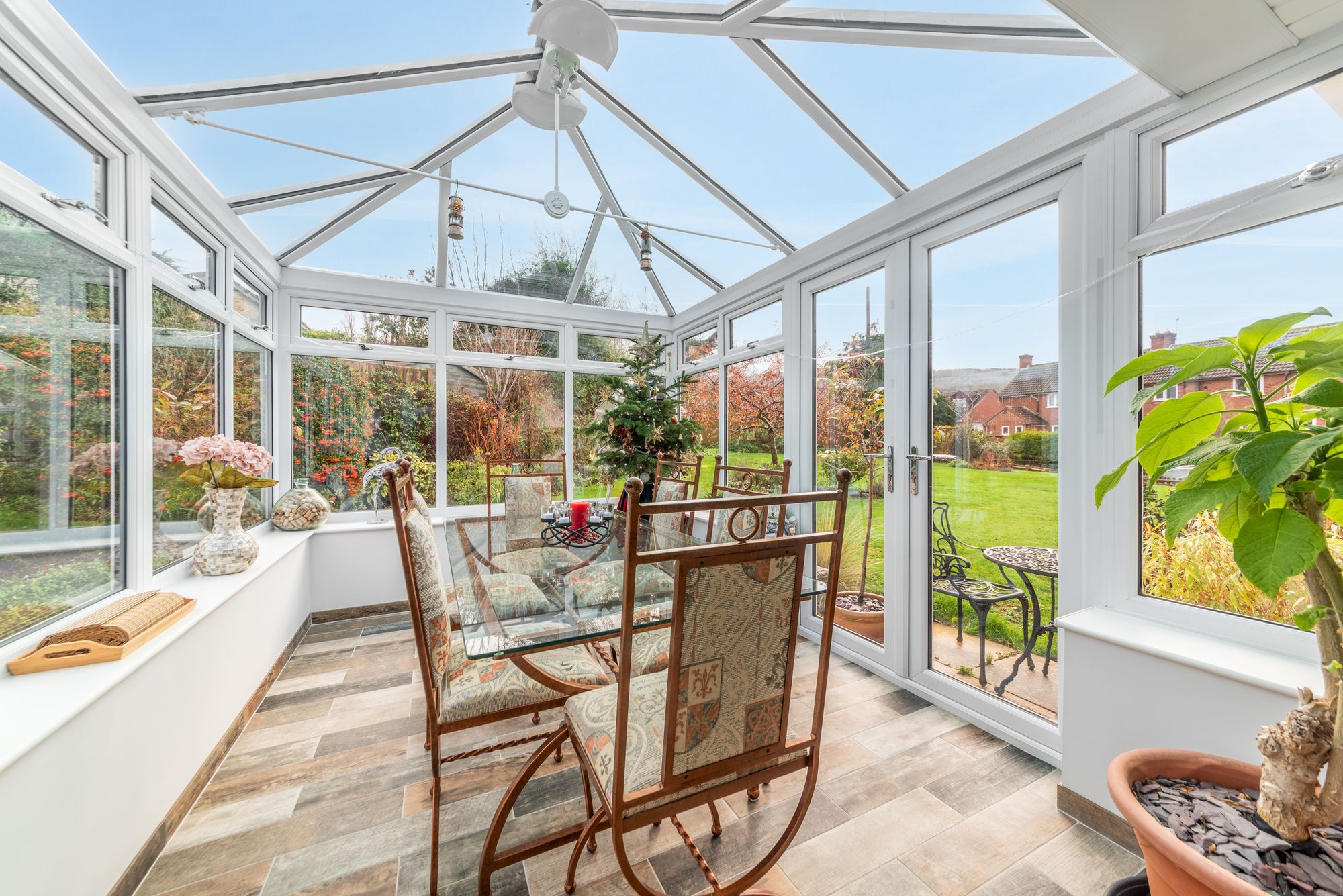 3 bed detached bungalow for sale in Great Comberton, Pershore 11