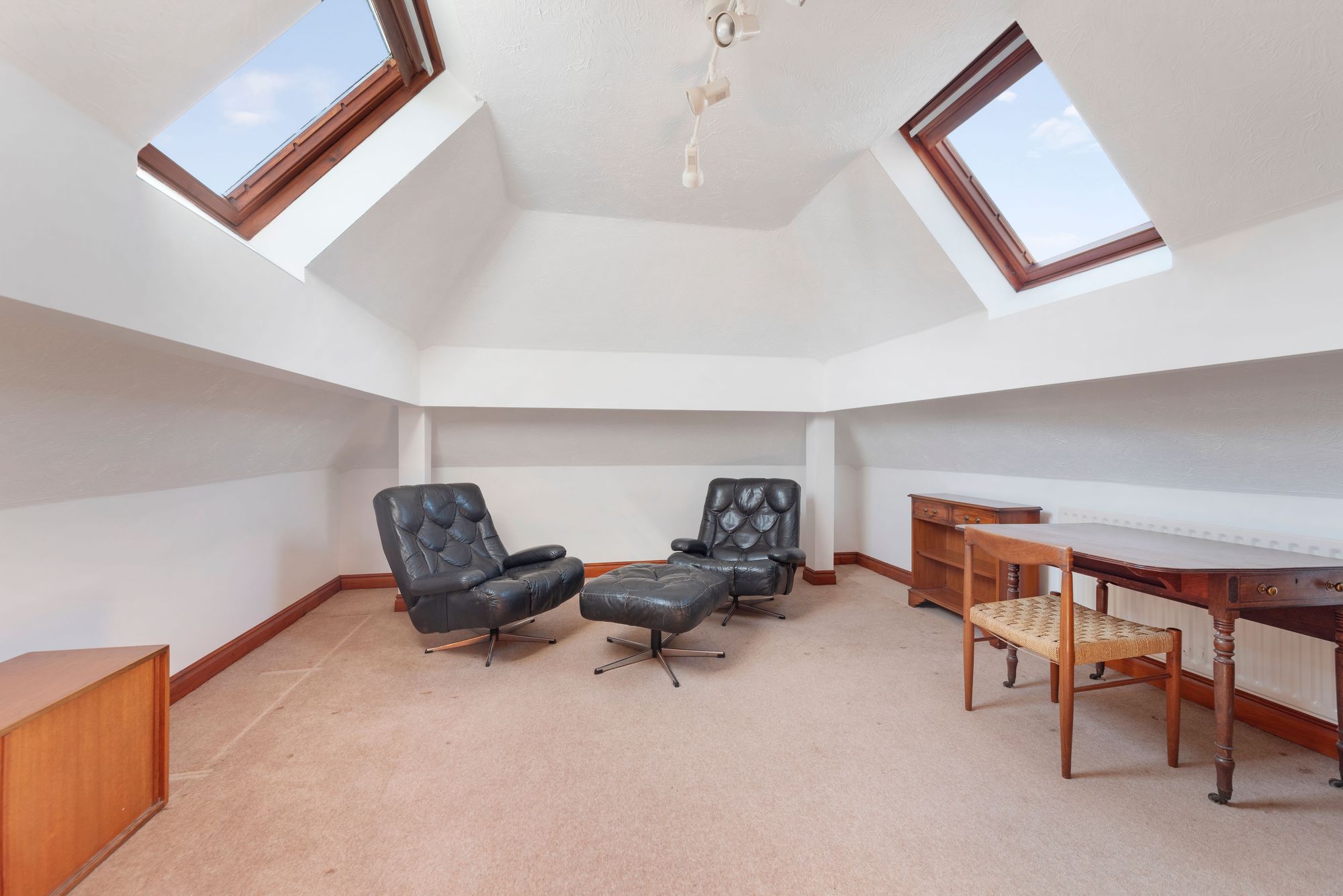 4 bed detached house for sale in Lazy Lane, Pershore 13