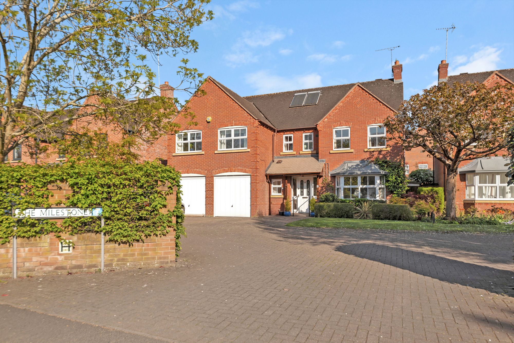 4 bed detached house for sale in The Milestone, Pershore  - Property Image 1
