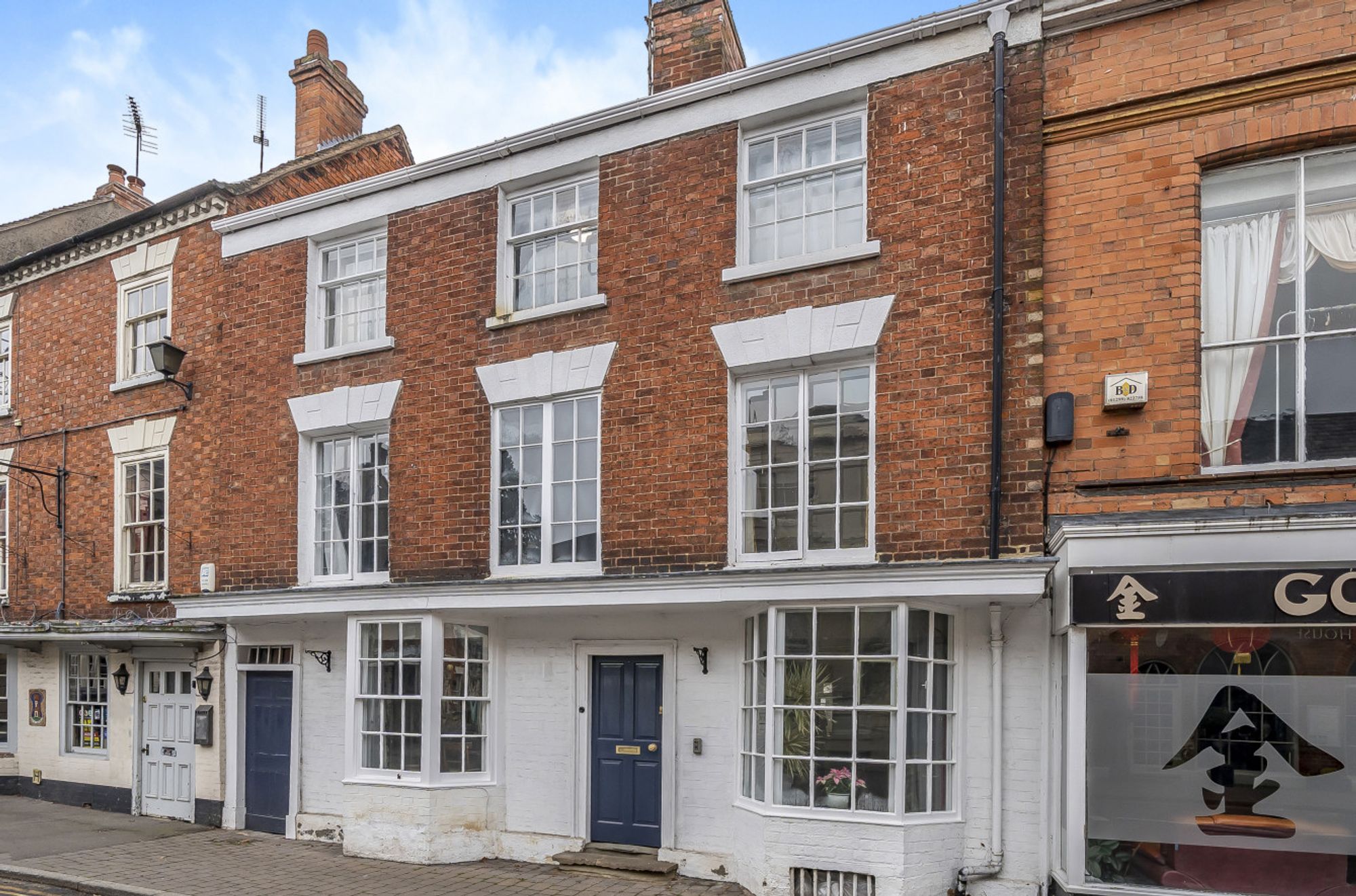 4 bed mid-terraced house for sale in Bridge Street, Pershore, WR10