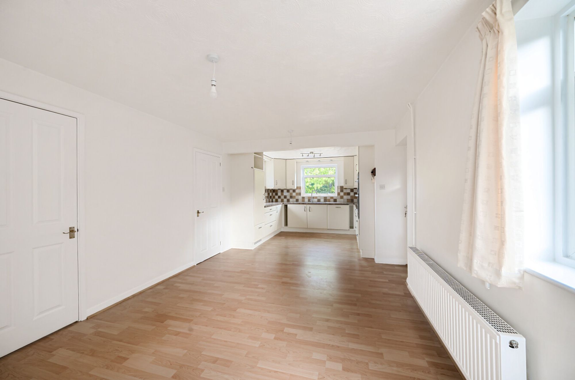 5 bed detached house to rent in Tewkesbury Road, Pershore  - Property Image 3