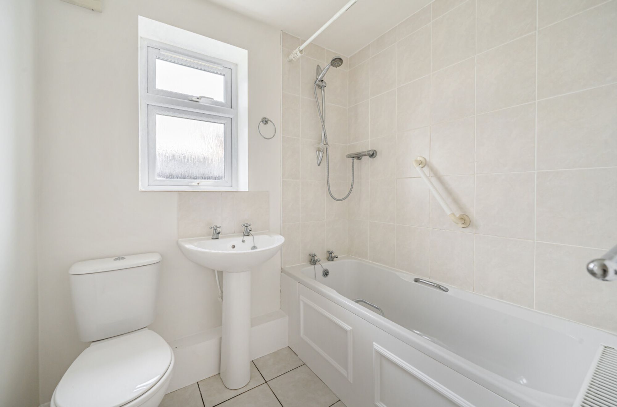 5 bed detached house to rent in Tewkesbury Road, Pershore  - Property Image 7
