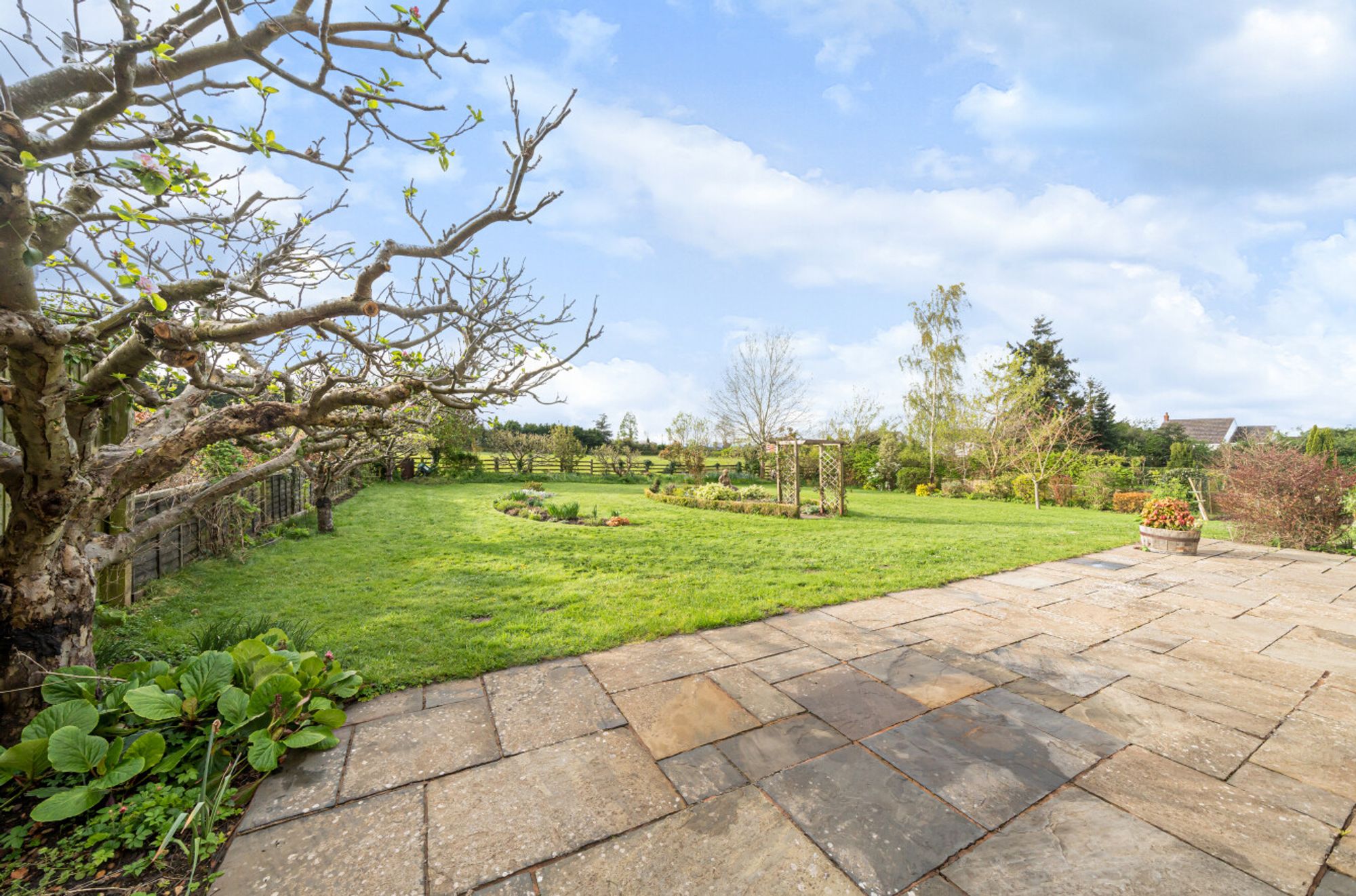 5 bed detached house to rent in Tewkesbury Road, Pershore  - Property Image 17