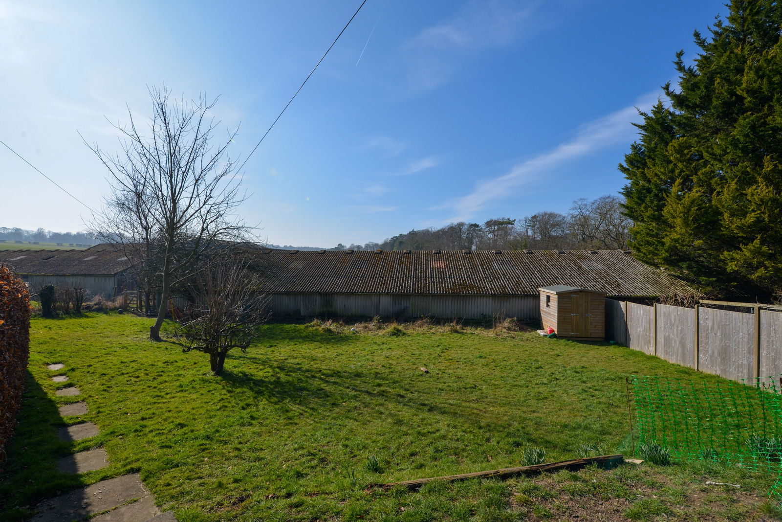 3 bed semi-detached house to rent in Blakes Lane, Leatherhead  - Property Image 2