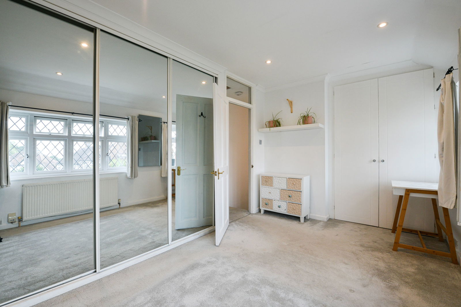 3 bed semi-detached house for sale in Tudor Close, Chessington 14