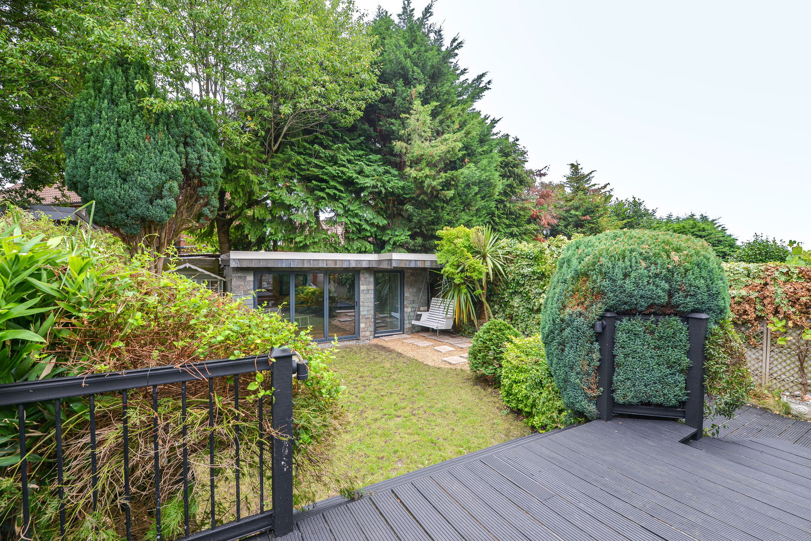 3 bed semi-detached house for sale in Tudor Close, Chessington 20