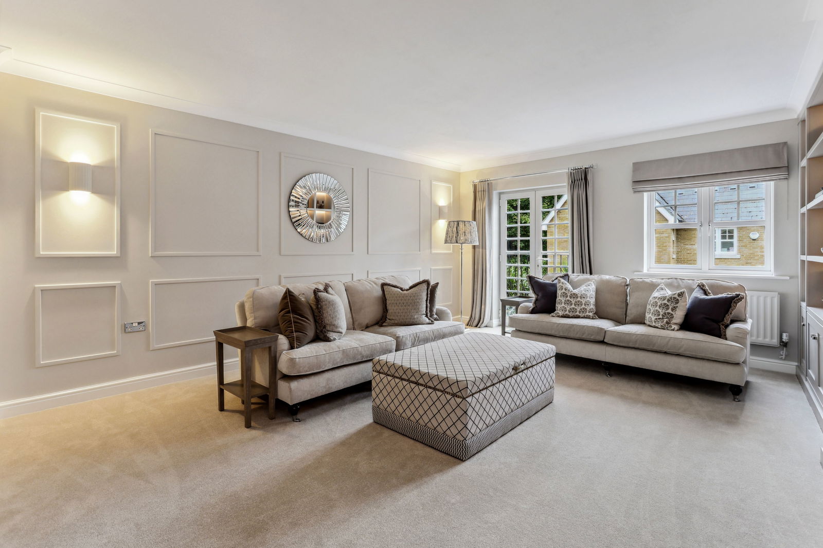 4 bed town house for sale in Duchess Court, Weybridge 2