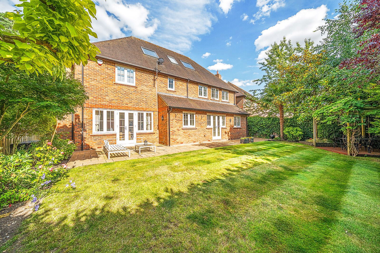 5 bed detached house for sale in Lockestone, Weybridge  - Property Image 3