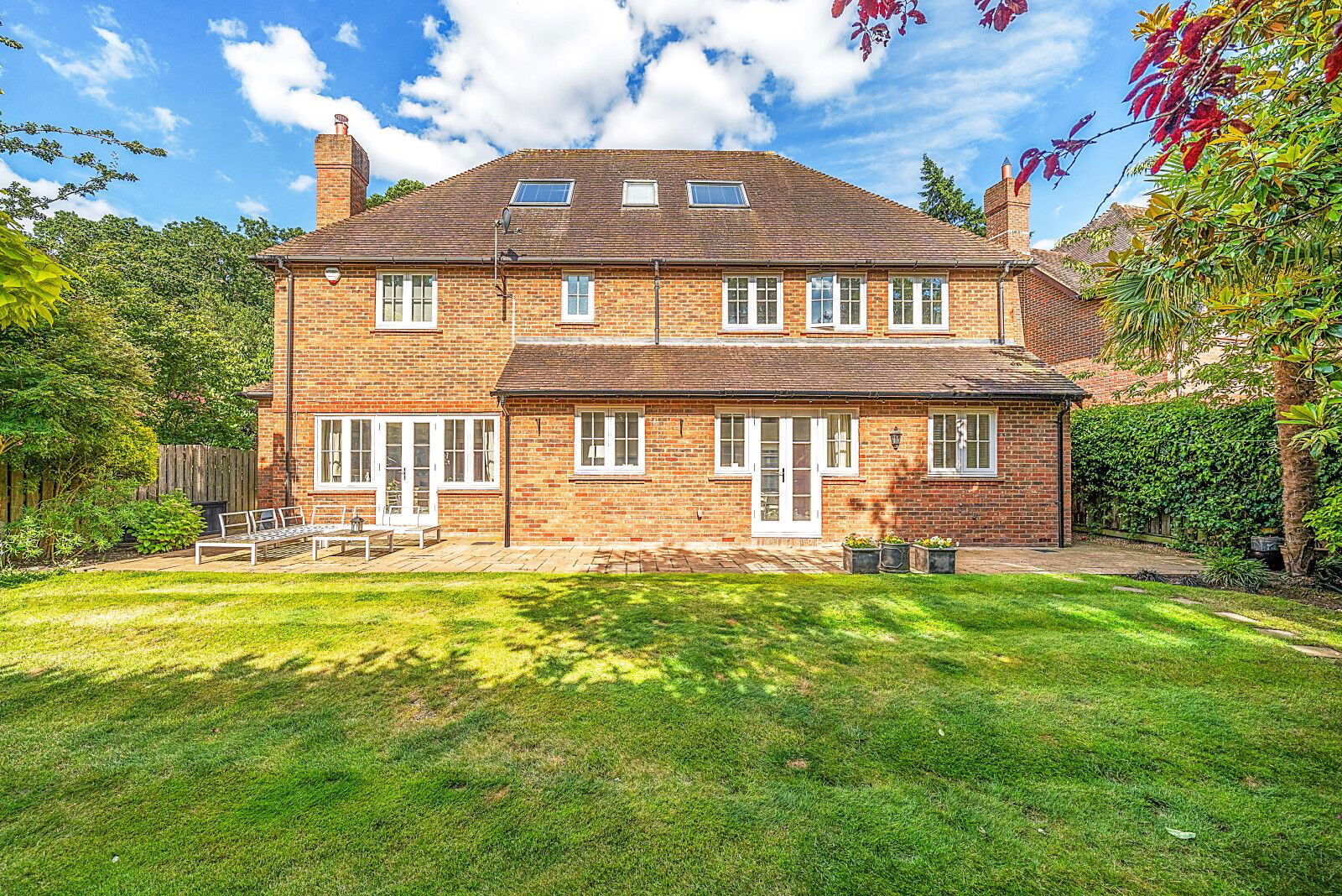 5 bed detached house for sale in Lockestone, Weybridge  - Property Image 21