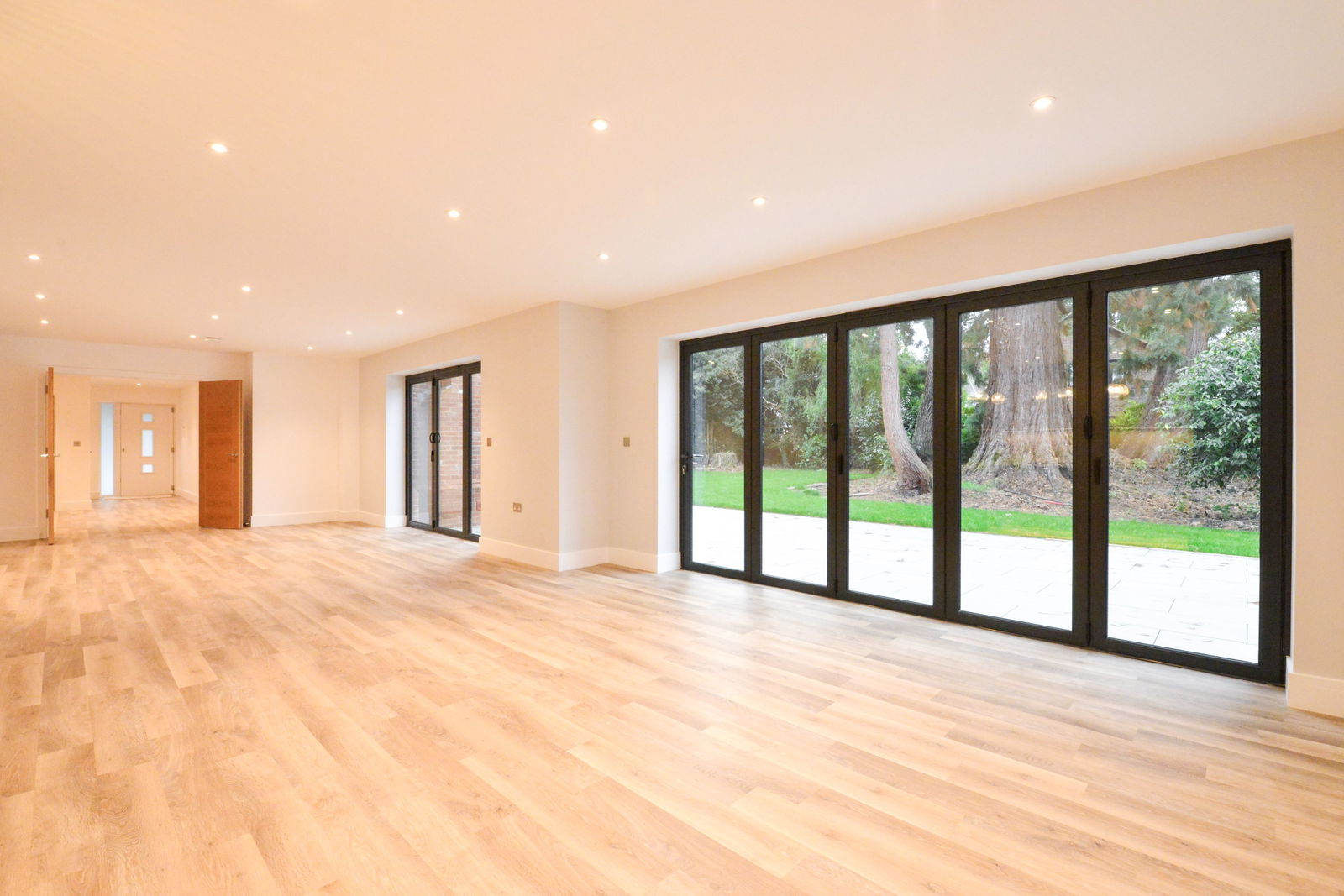 4 bed detached house for sale in Coach Road, Chertsey 10