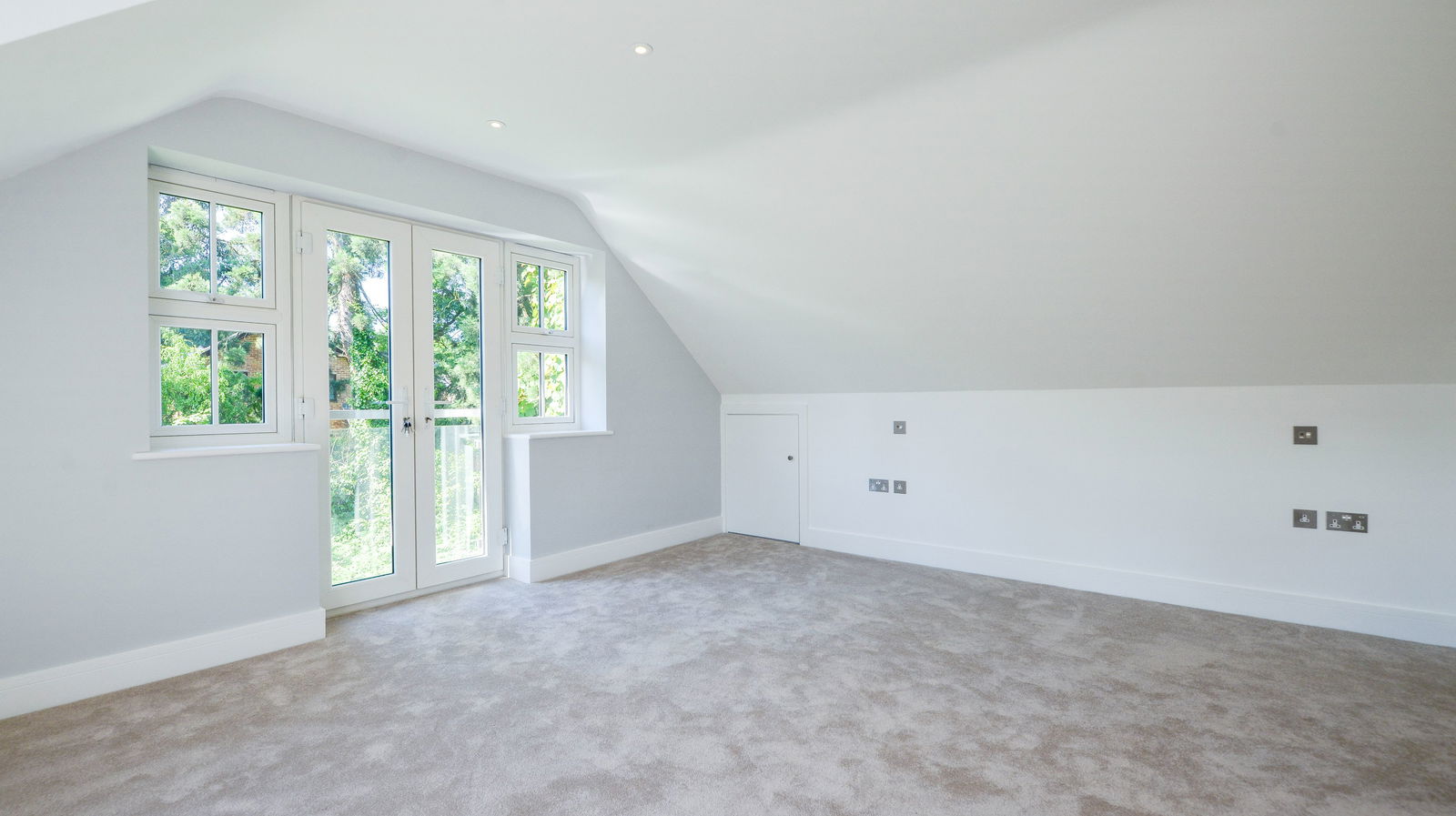 4 bed detached house for sale in Coach Road, Chertsey 18