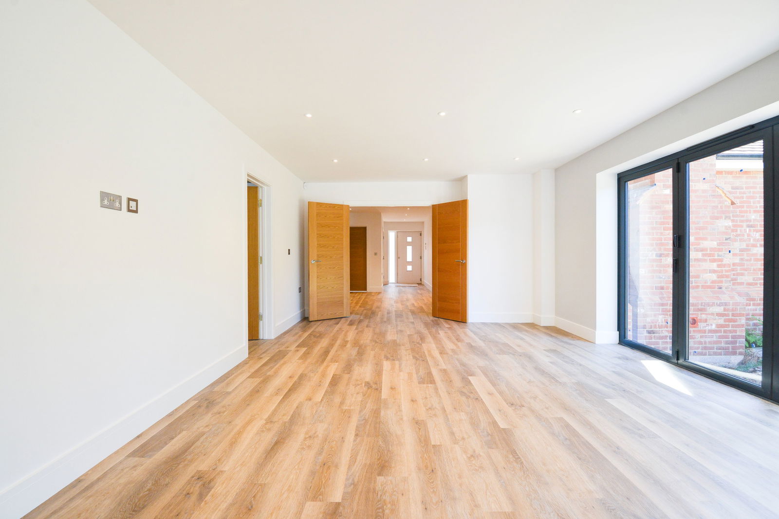 4 bed detached house for sale in Coach Road, Chertsey 6