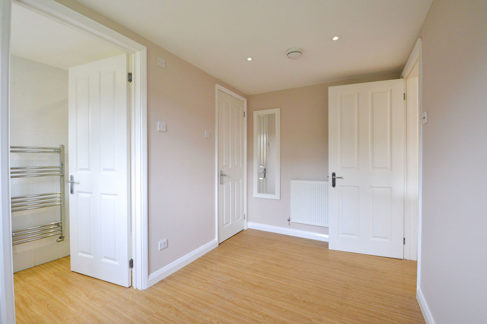 1 bed house share to rent in Guildford Road, Leatherhead 4