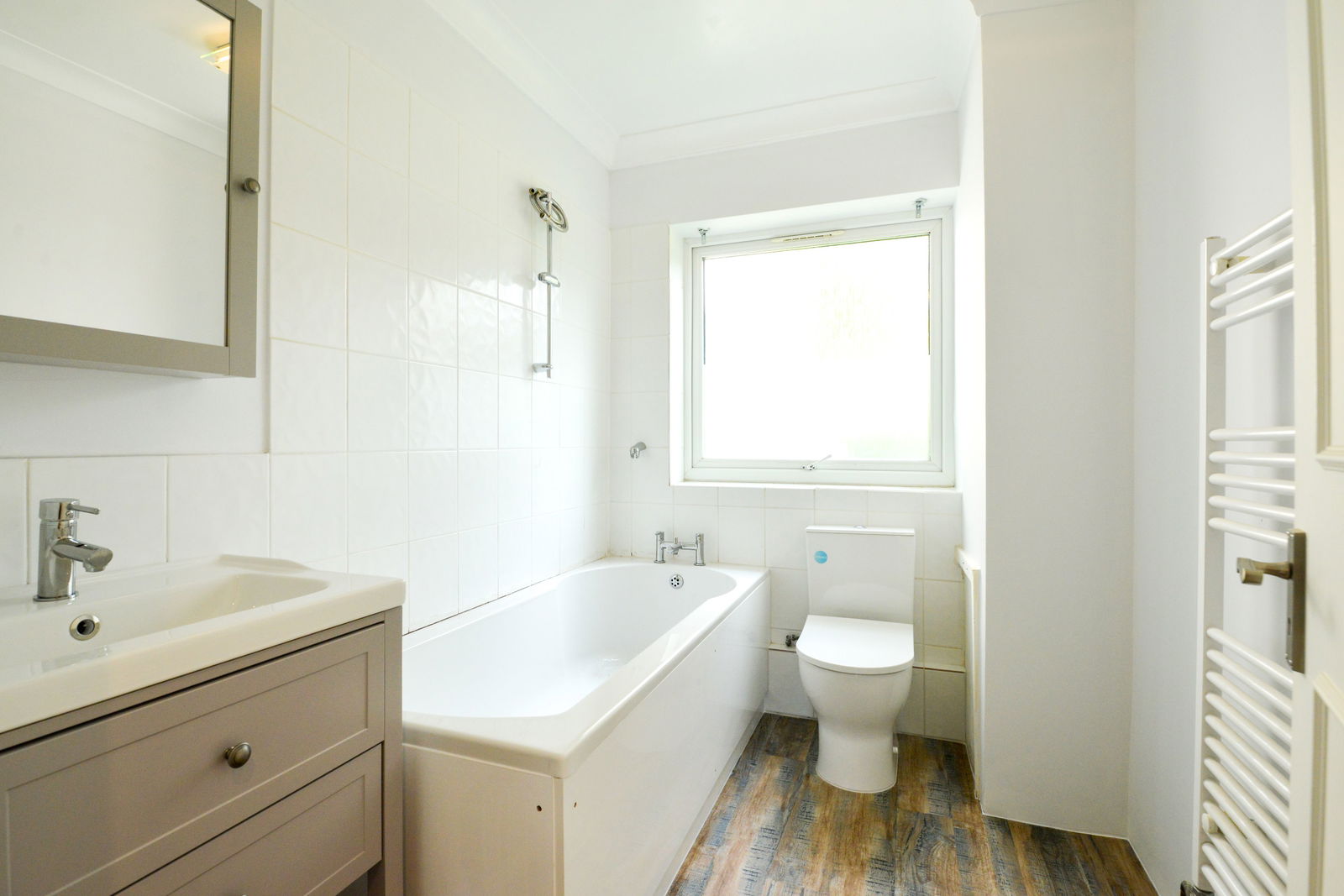 2 bed apartment to rent in Bridgewater Road, Weybridge 4