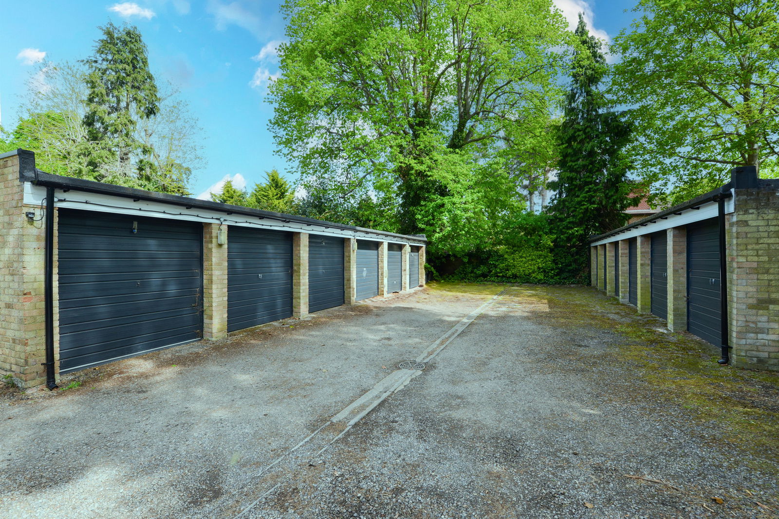 2 bed apartment to rent in Bridgewater Road, Weybridge 11