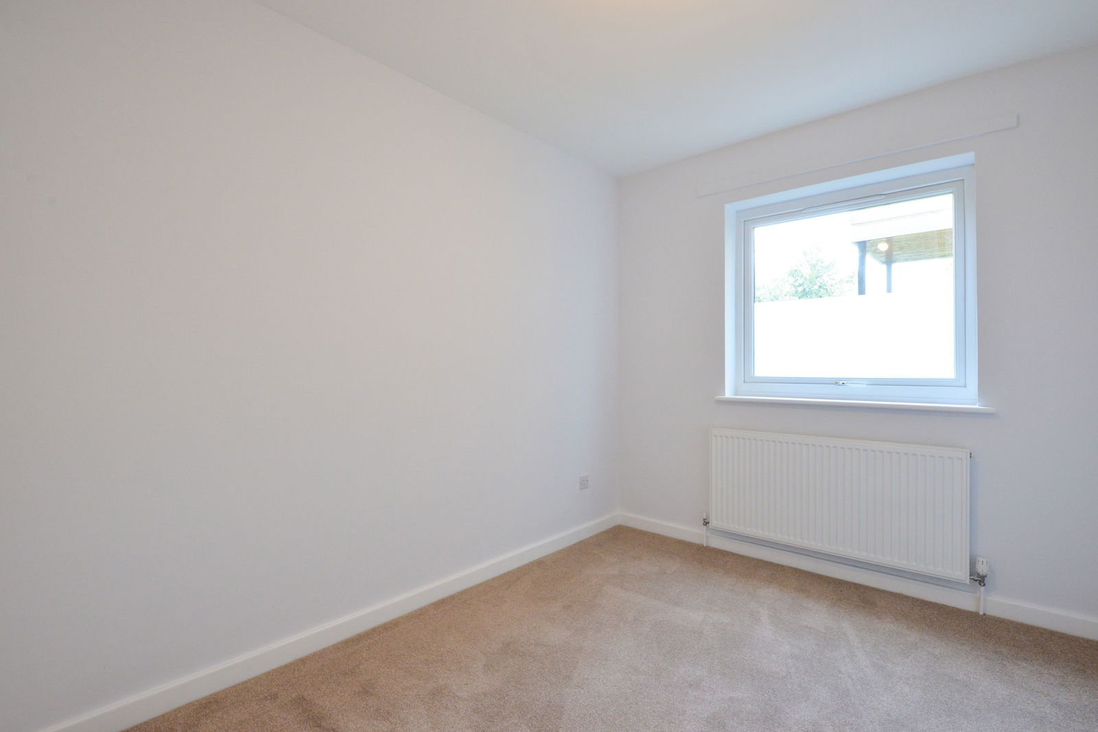 2 bed apartment to rent in Bridgewater Road, Weybridge 8
