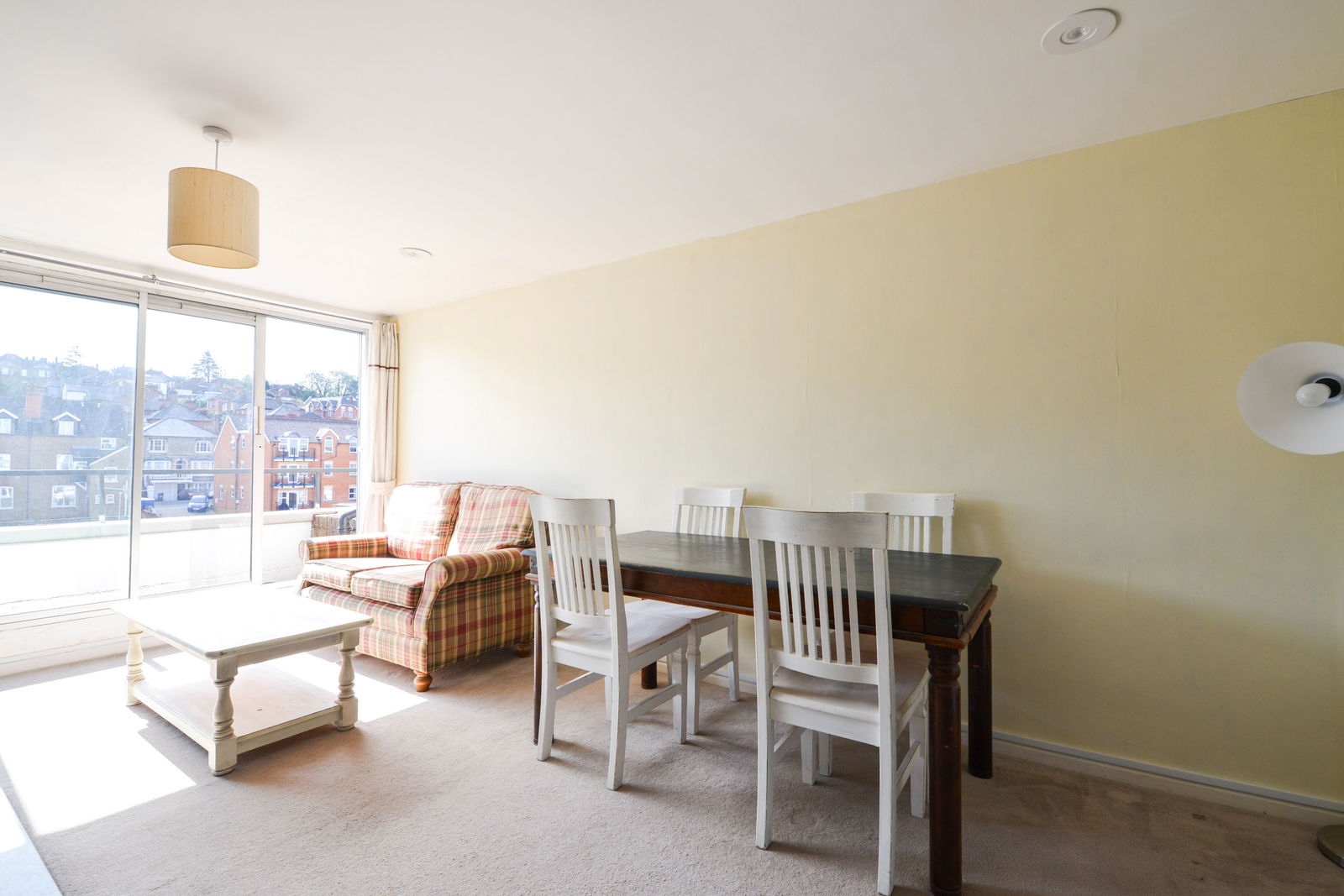 1 bed flat to rent in Eastgate Gardens, Guildford  - Property Image 5
