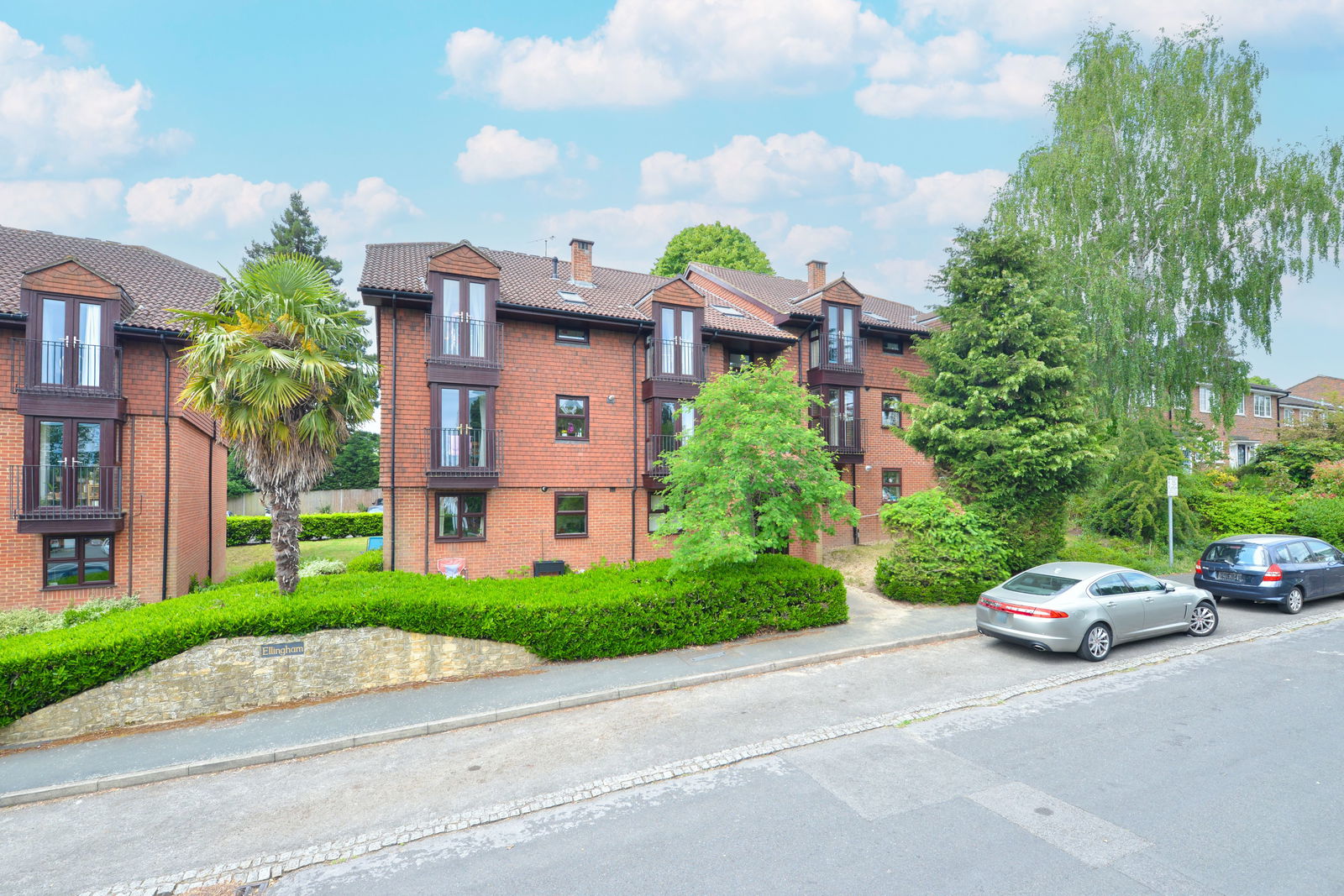 1 bed apartment to rent in Midhope Road, Woking - Property Image 1